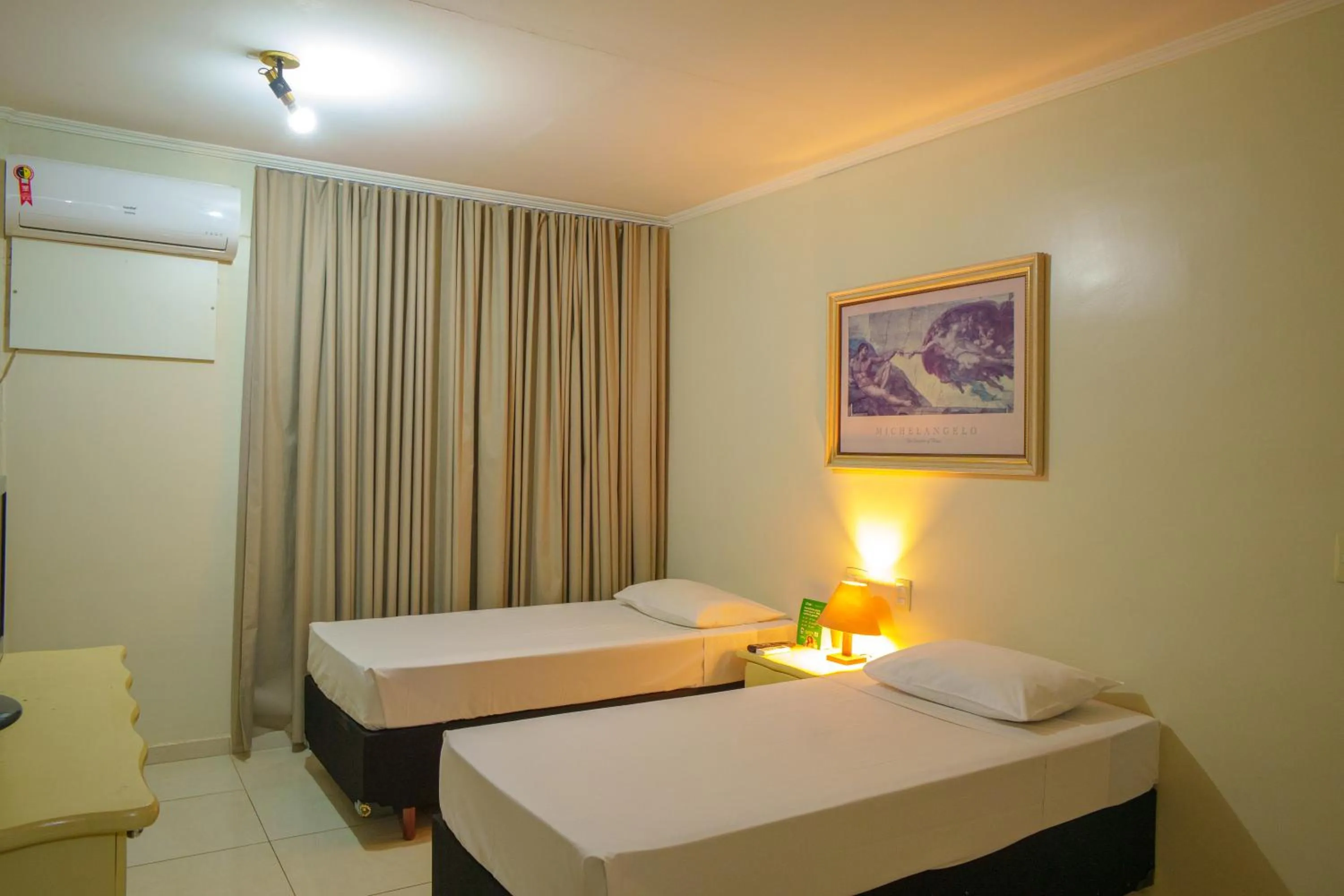 Bedroom, Bed in Hotel Dan Inn Ribeirão Preto By Nacional Inn