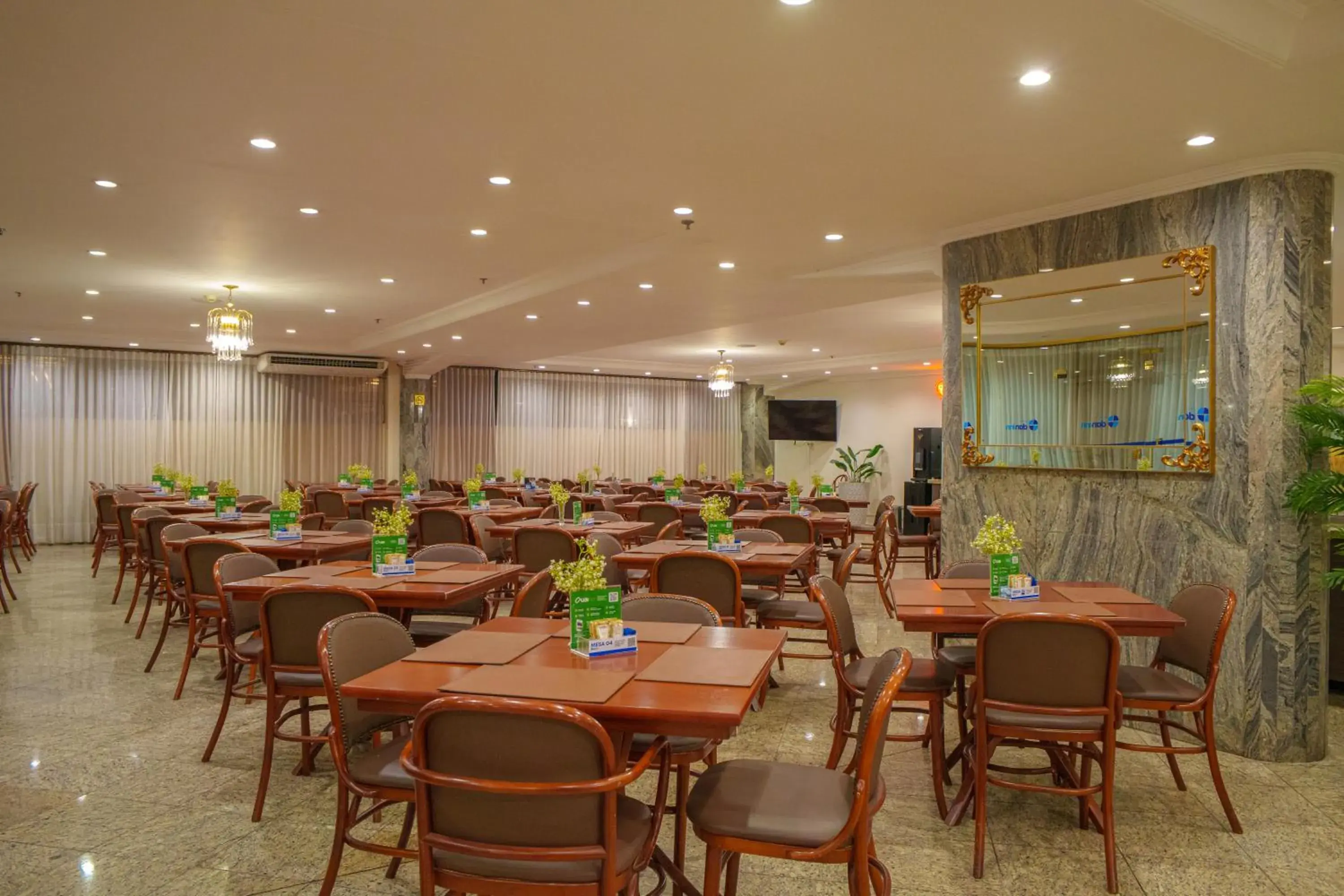 Restaurant/places to eat in Hotel Dan Inn Ribeirão Preto By Nacional Inn Restaurant/places to eat in Hotel Dan Inn Ribeirão Preto By Nacional Inn