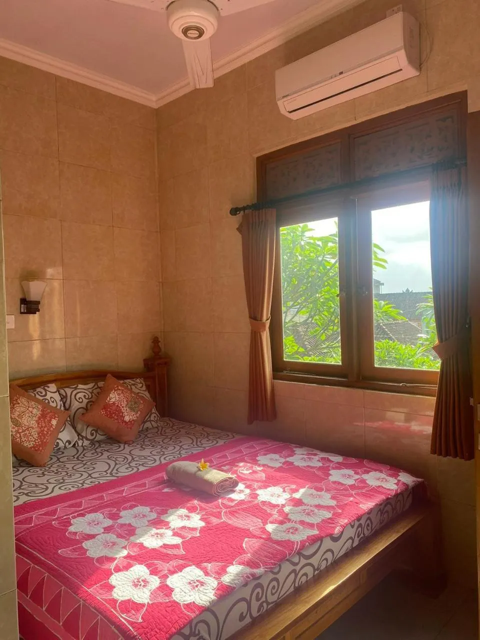 Bedroom, Bed in Rumah Ary Homestay & Spa
