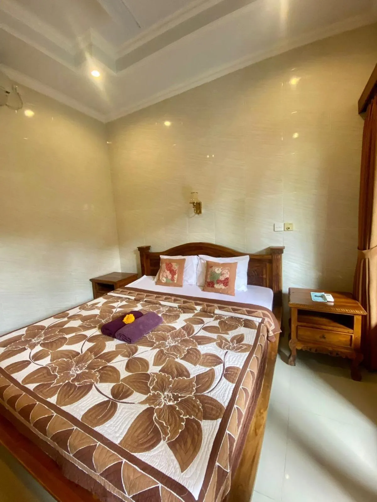 Photo of the whole room, Bed in Rumah Ary Homestay & Spa