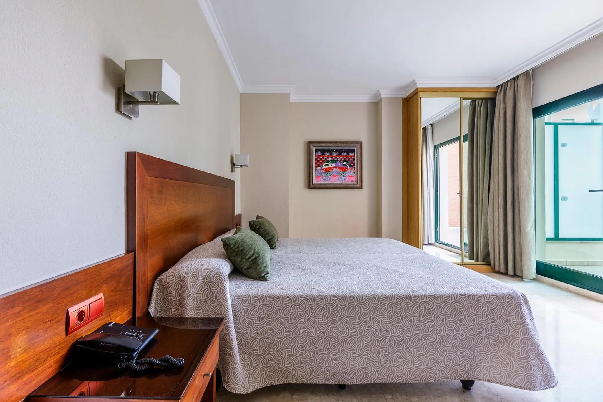 Bed in Hotel Torremar - Mares