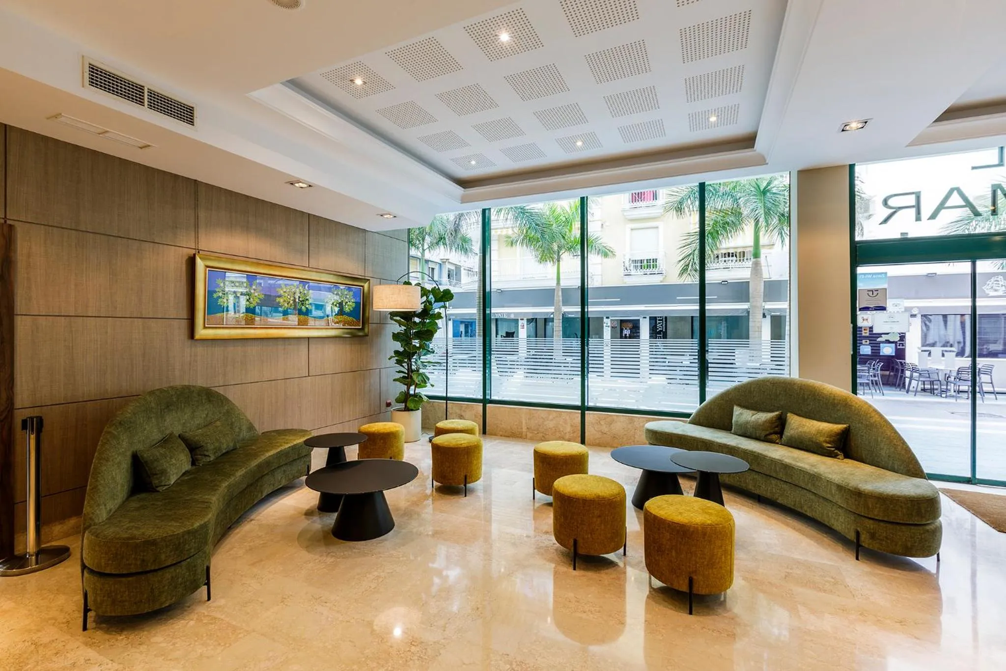 Lobby or reception in Hotel Torremar - Mares