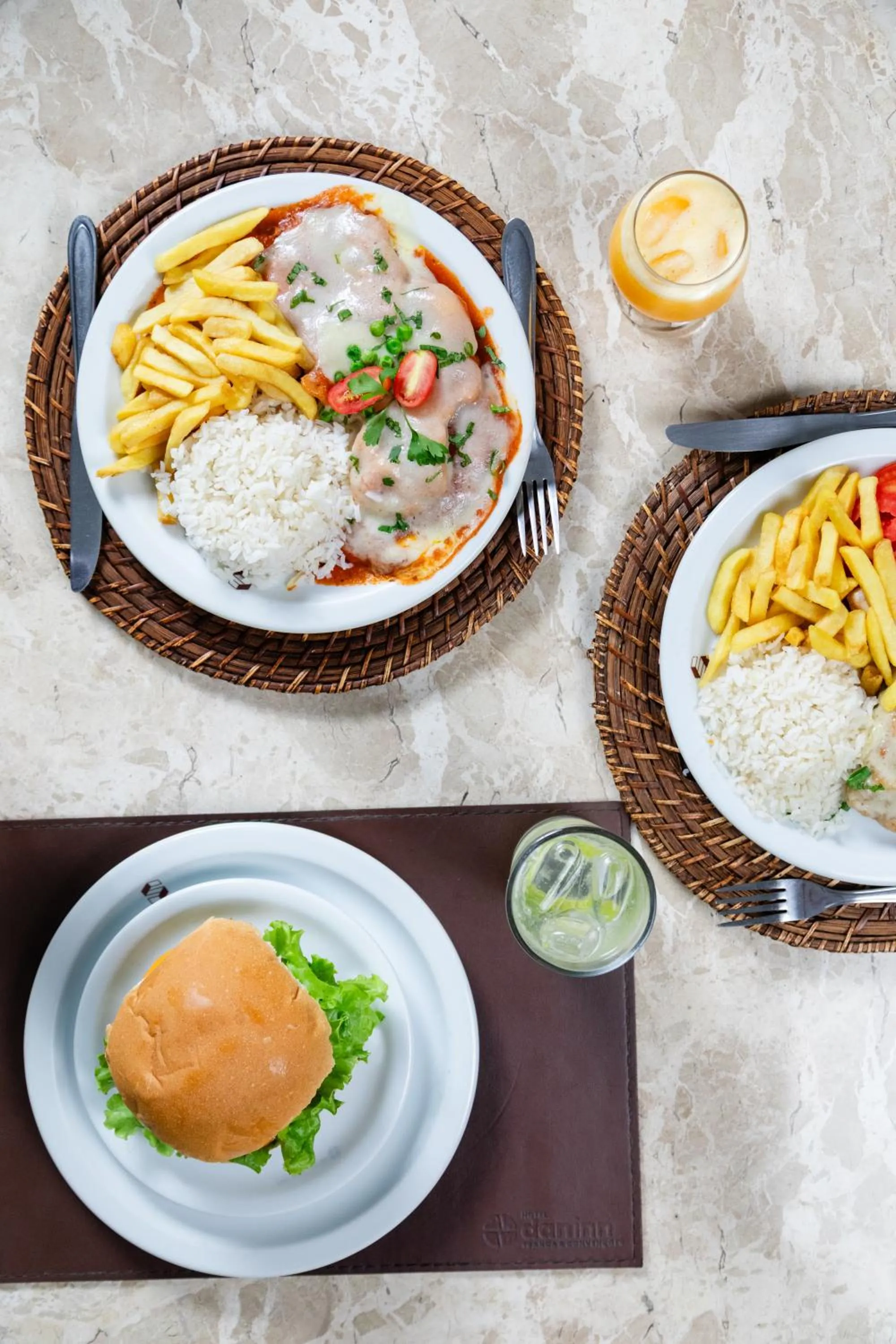 Restaurant/places to eat in Hotel Dan Inn Franca & Convenções By Nacional Inn