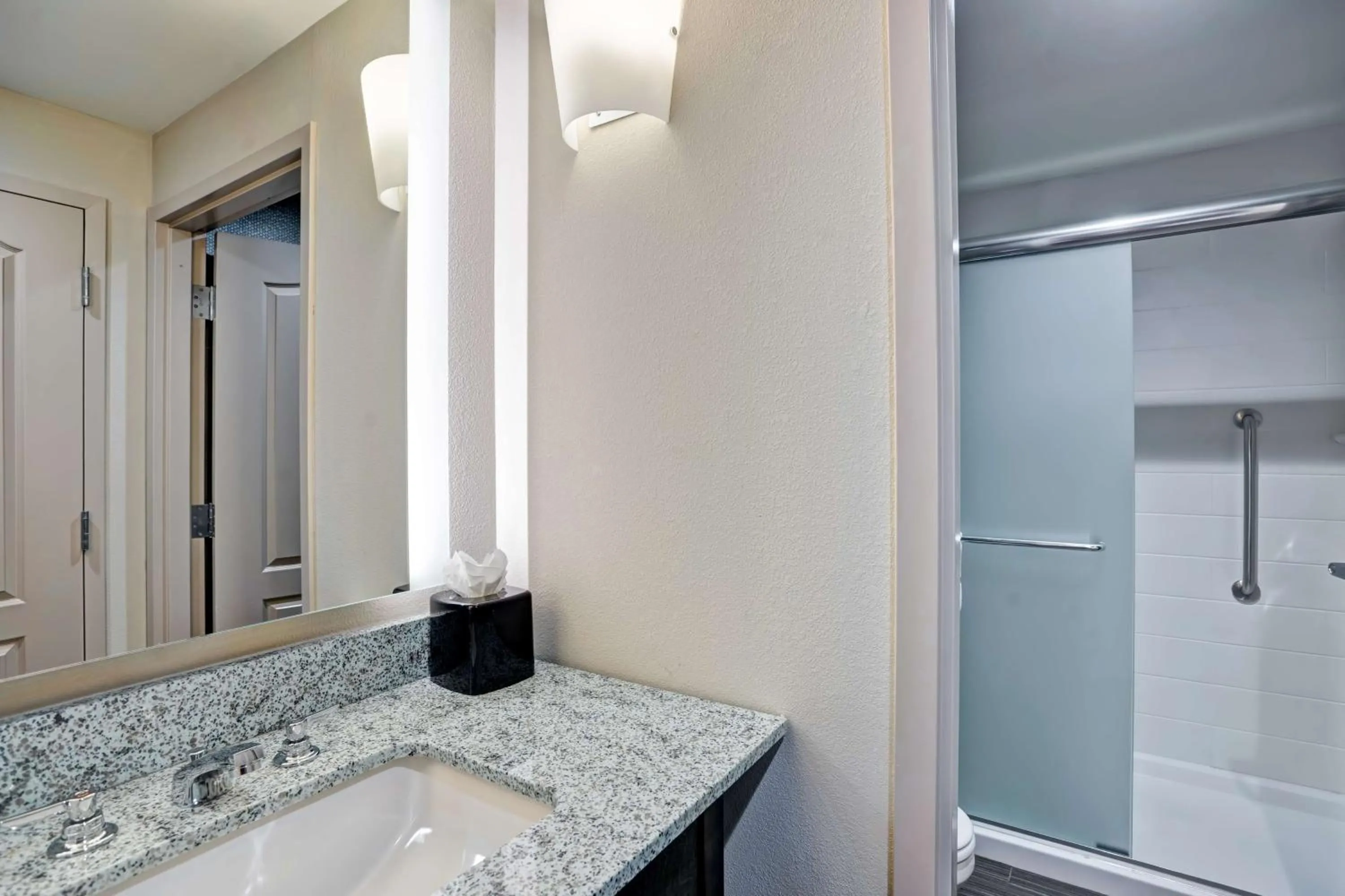 Bathroom in Homewood Suites by Hilton Nashville Franklin