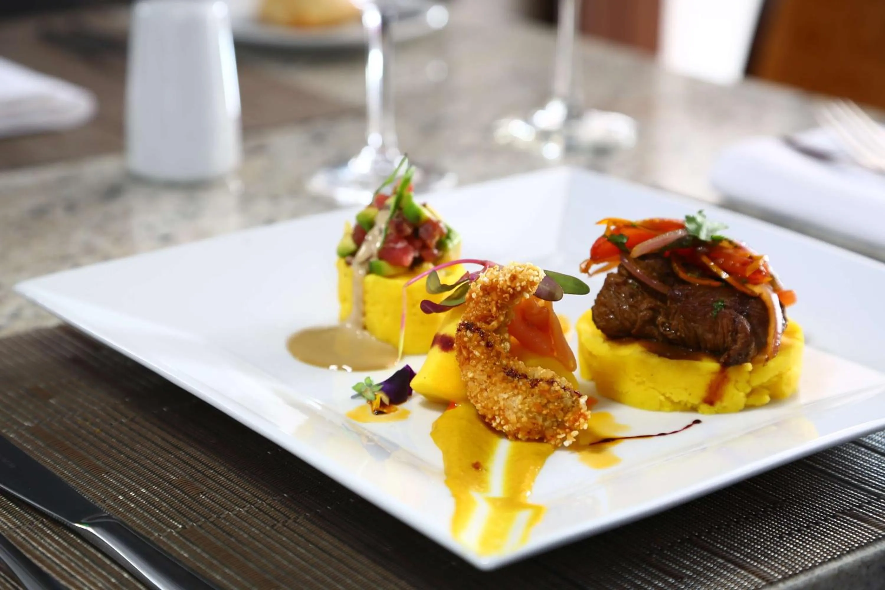 Restaurant/places to eat in Hilton Garden Inn Cusco