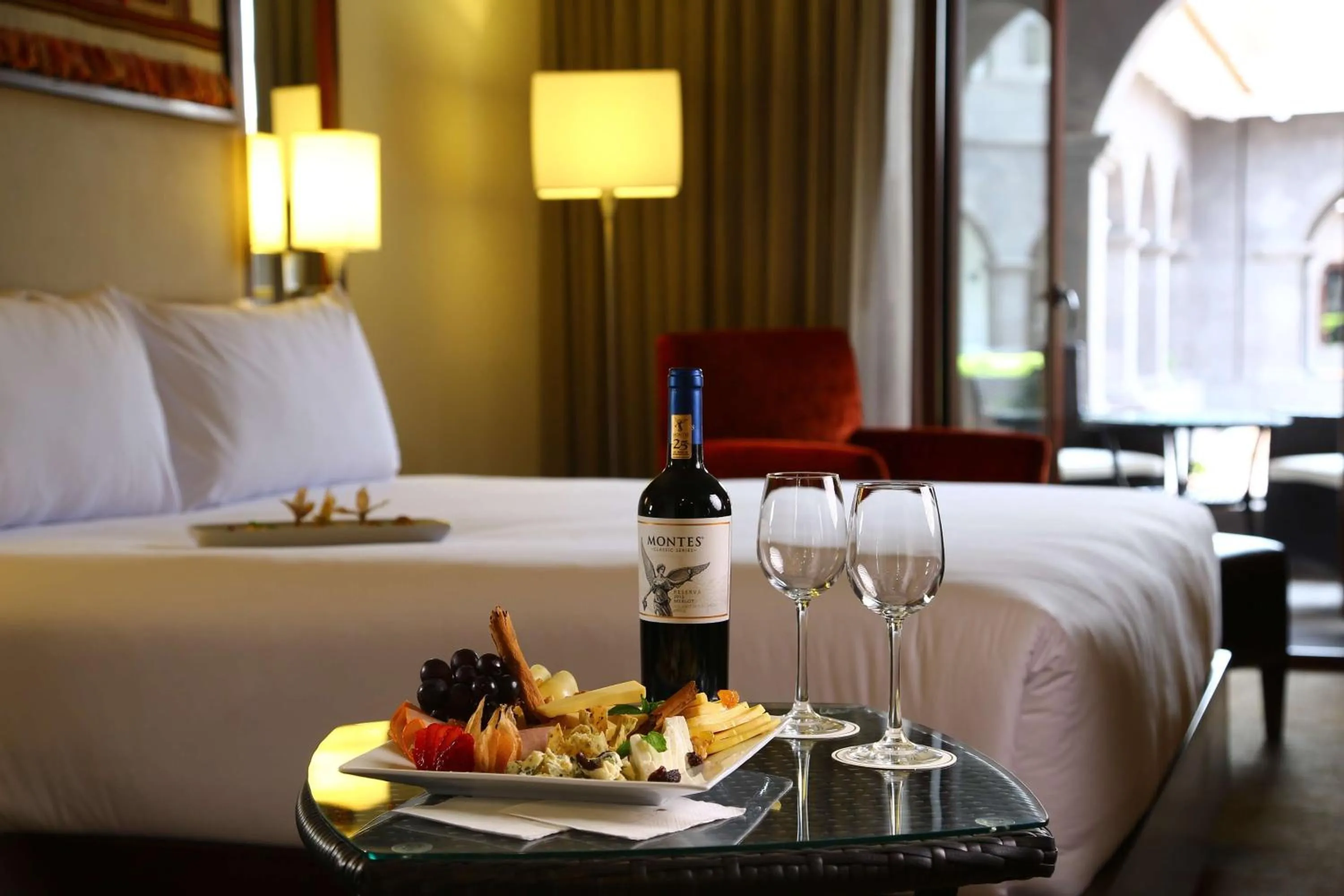 View (from property/room), Bed in Hilton Garden Inn Cusco