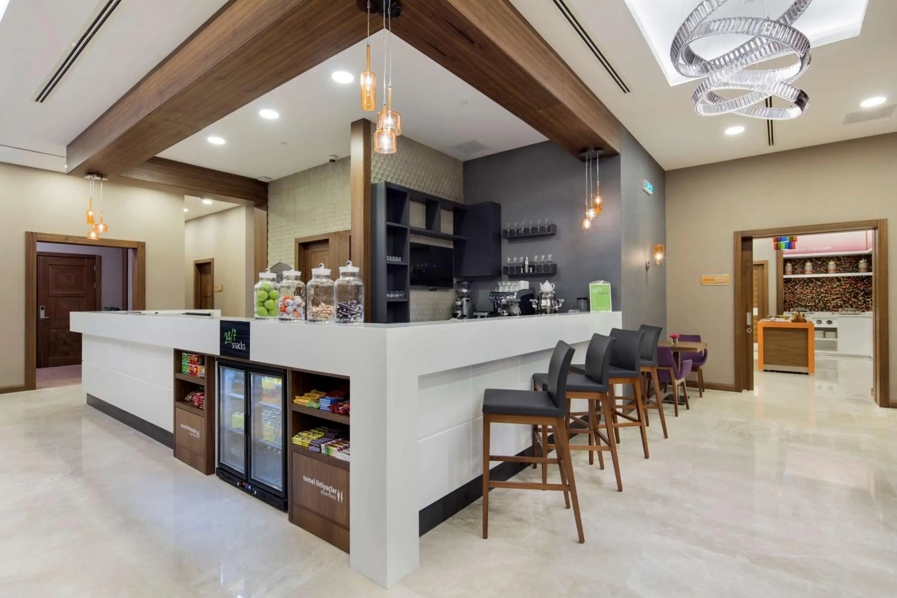 Lounge or bar in Hampton by Hilton Istanbul Atakoy Lounge or bar in Hampton by Hilton Istanbul Atakoy