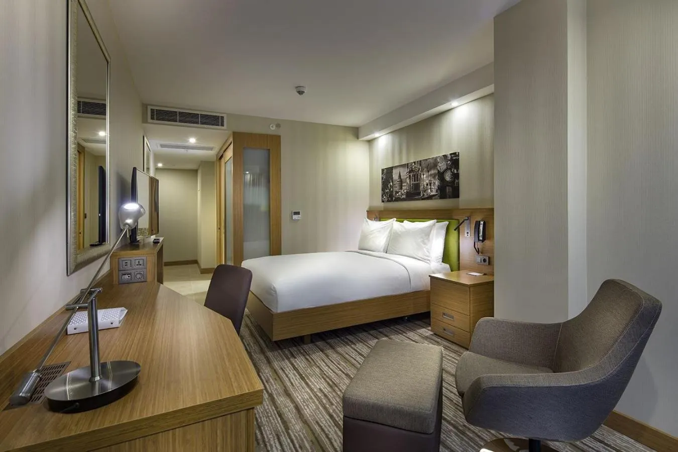 Bed in Hampton by Hilton Istanbul Atakoy