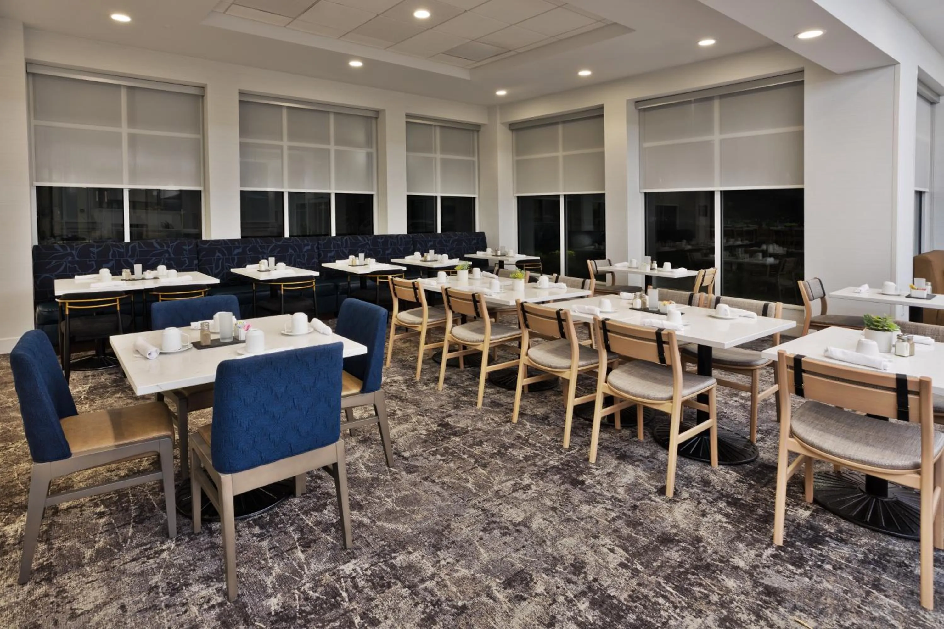 Restaurant/places to eat in Hilton Garden Inn Montgomery - EastChase