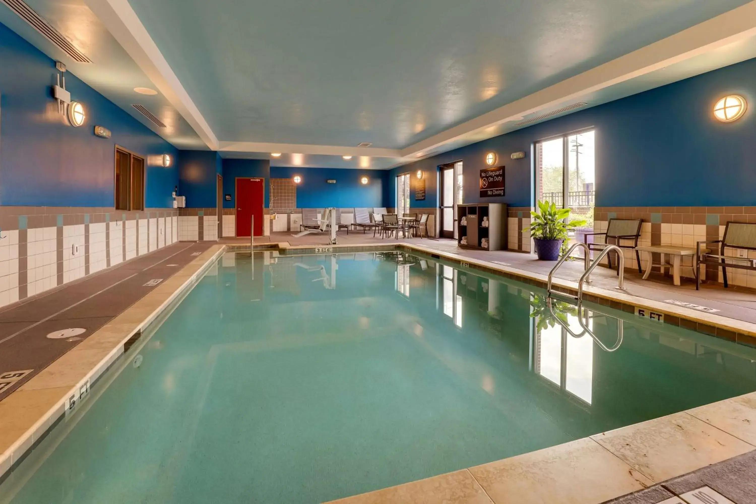 Pool view in Hampton Inn and Suites Rome, GA Pool view in Hampton Inn and Suites Rome, GA