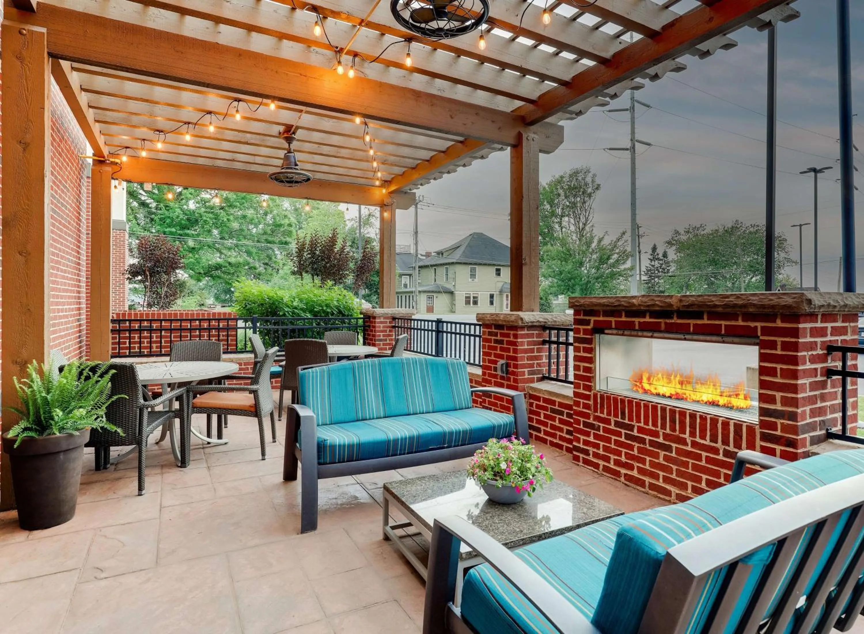 Patio in Hampton Inn and Suites Rome, GA