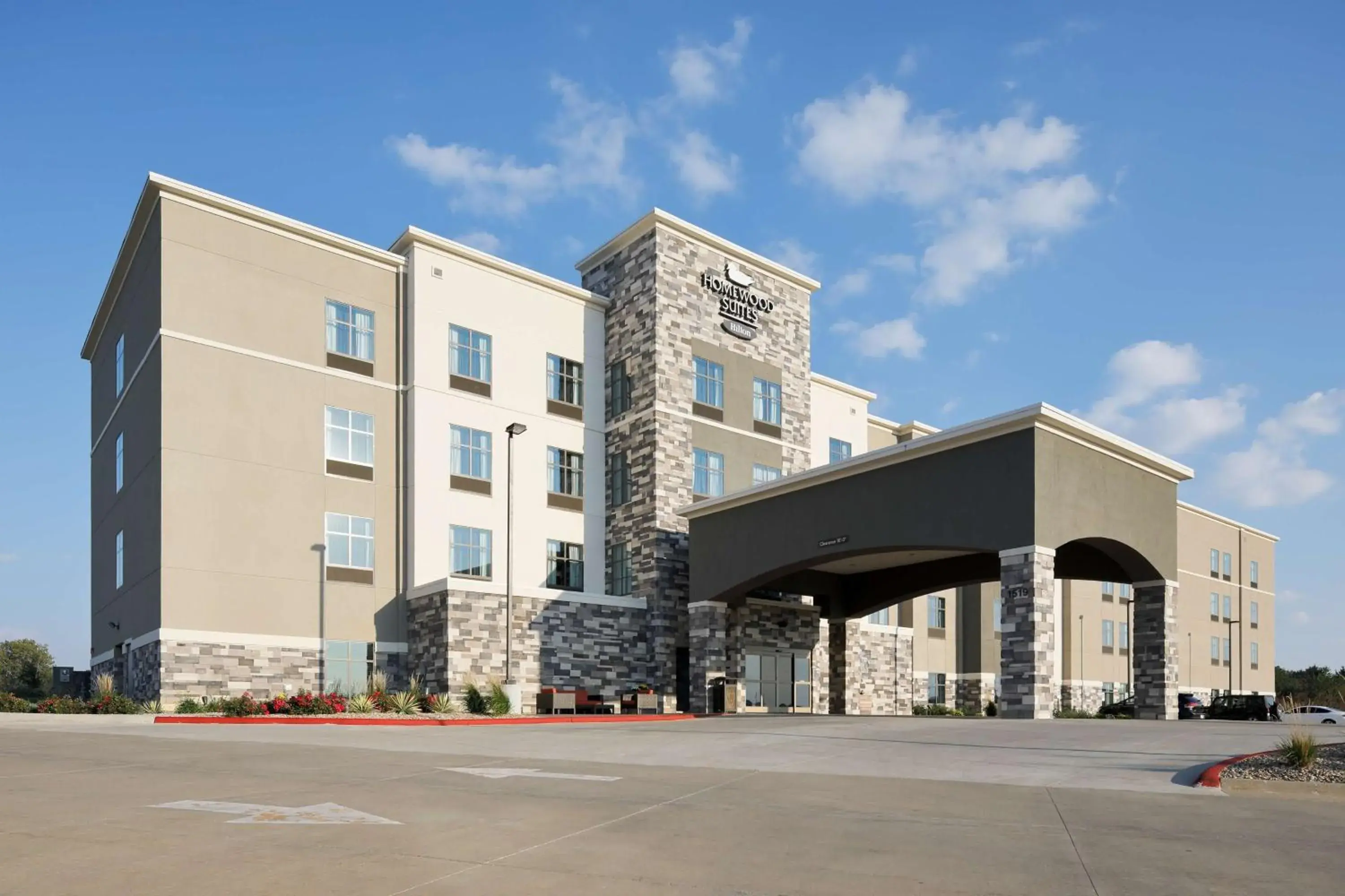 Property building in Homewood Suites By Hilton Topeka Property building in Homewood Suites By Hilton Topeka