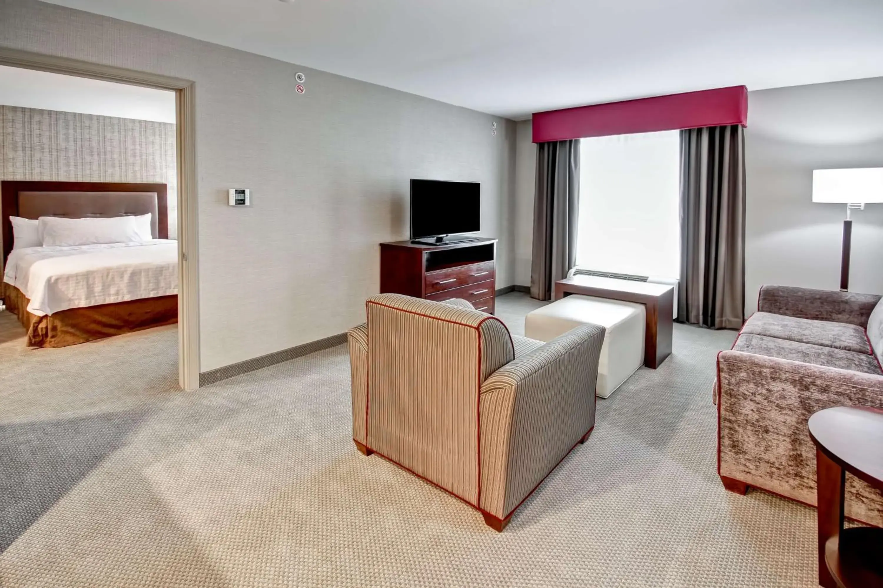 Two-Bedroom King Suite - Mobility Access/Non-Smoking in Homewood Suites by Hilton Bridgewater/Branchburg Two-Bedroom King Suite - Mobility Access/Non-Smoking in Homewood Suites by Hilton Bridgewater/Branchburg