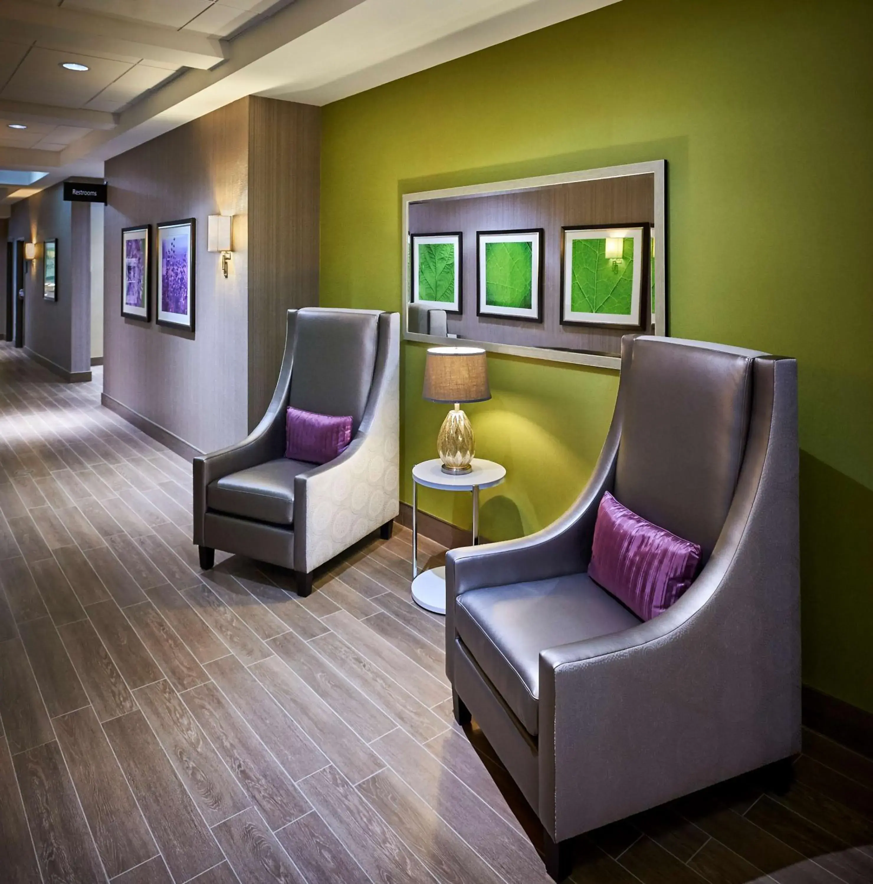 Lobby or reception in Hampton Inn by Hilton Sarnia/Point Edward Lobby or reception in Hampton Inn by Hilton Sarnia/Point Edward