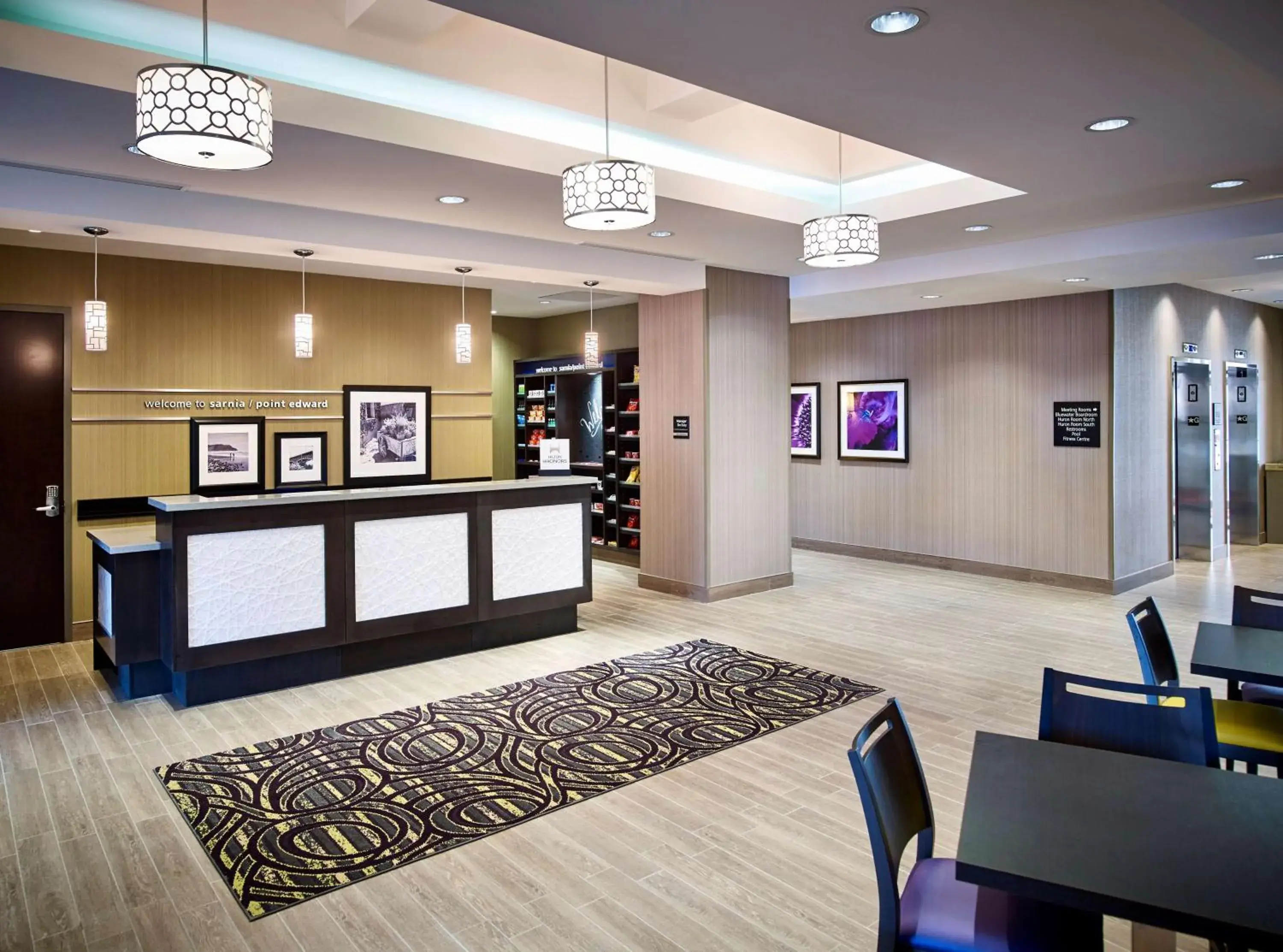 Lobby or reception in Hampton Inn by Hilton Sarnia/Point Edward Lobby or reception in Hampton Inn by Hilton Sarnia/Point Edward