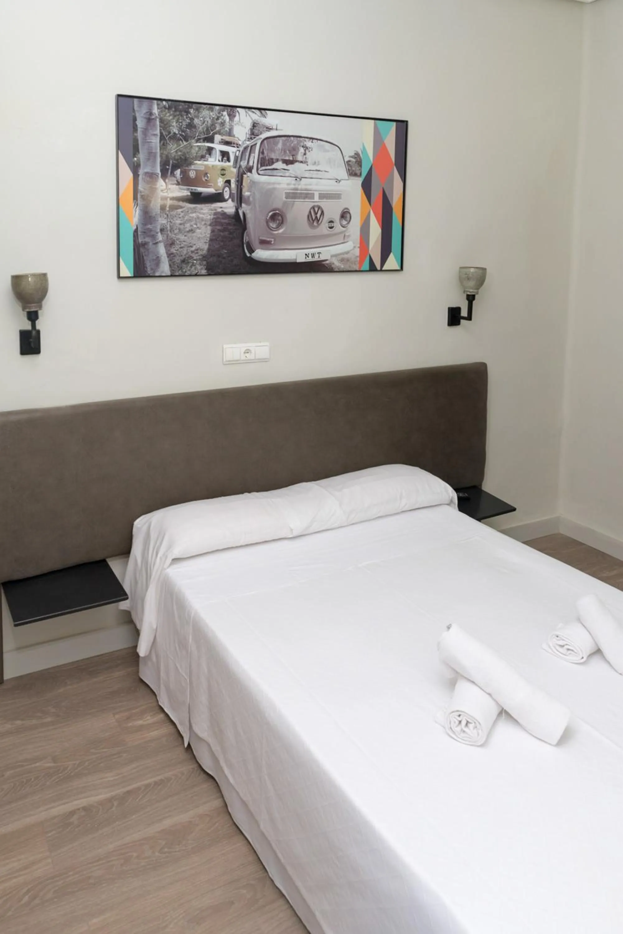 Photo of the whole room, Bed in NWT Central Station Valencia