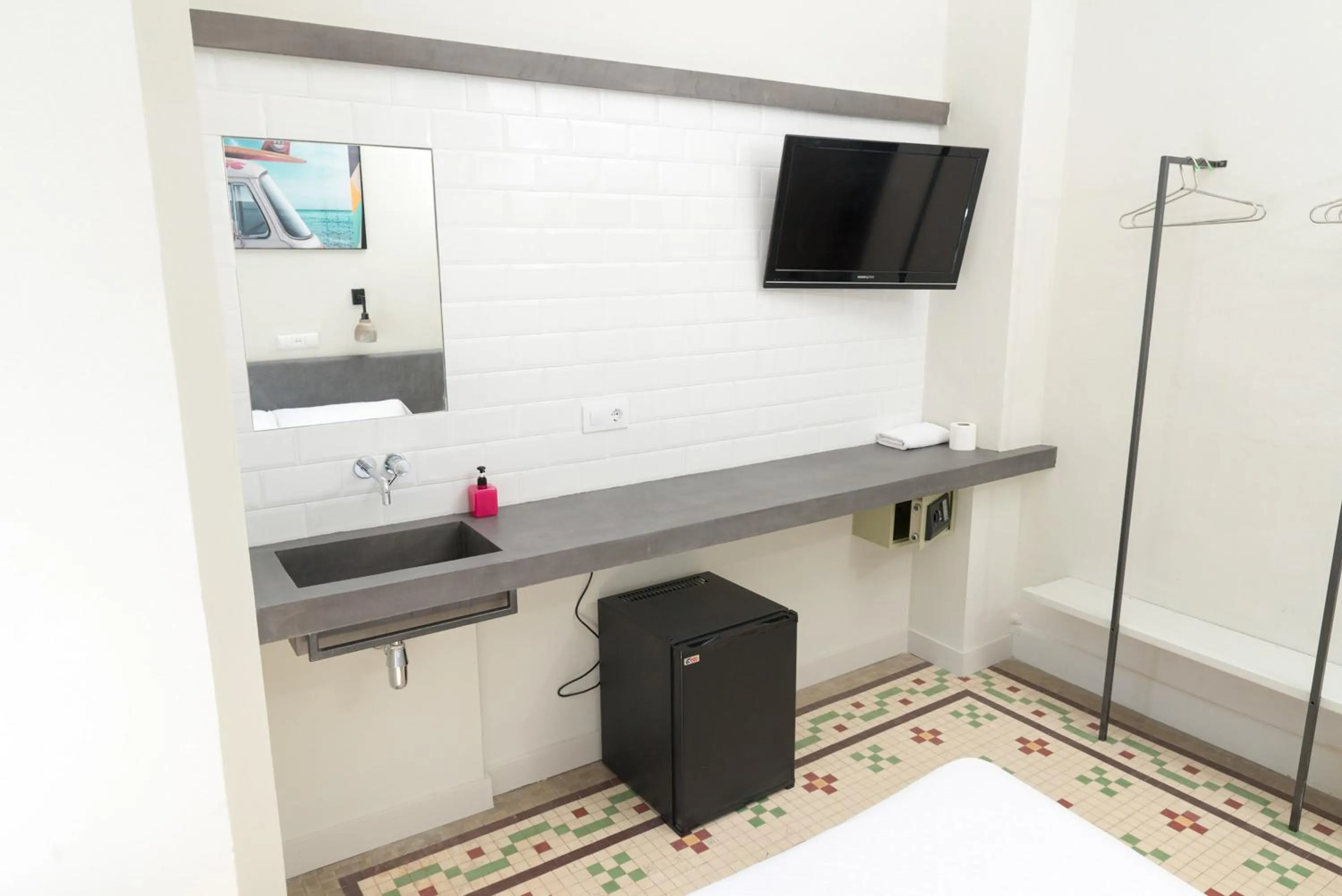 Photo of the whole room in NWT Central Station Valencia