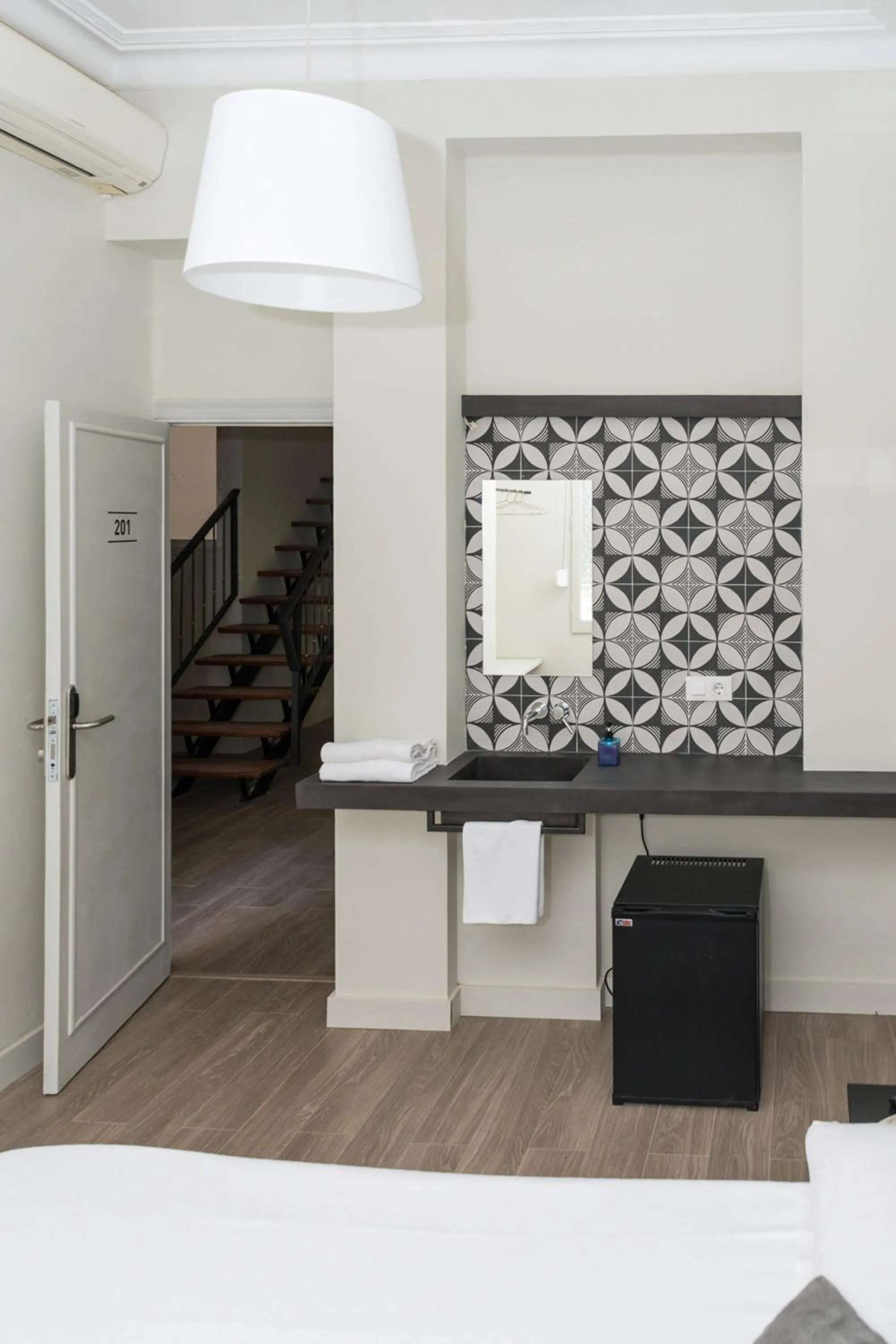 Photo of the whole room in NWT Central Station Valencia