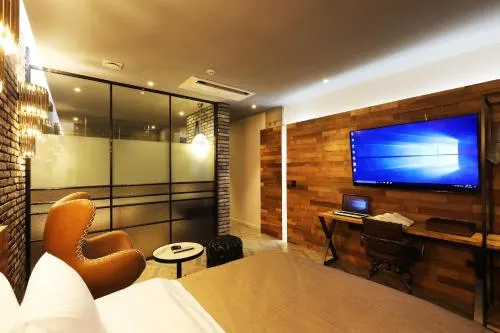 Cheonan La Tree Hotel