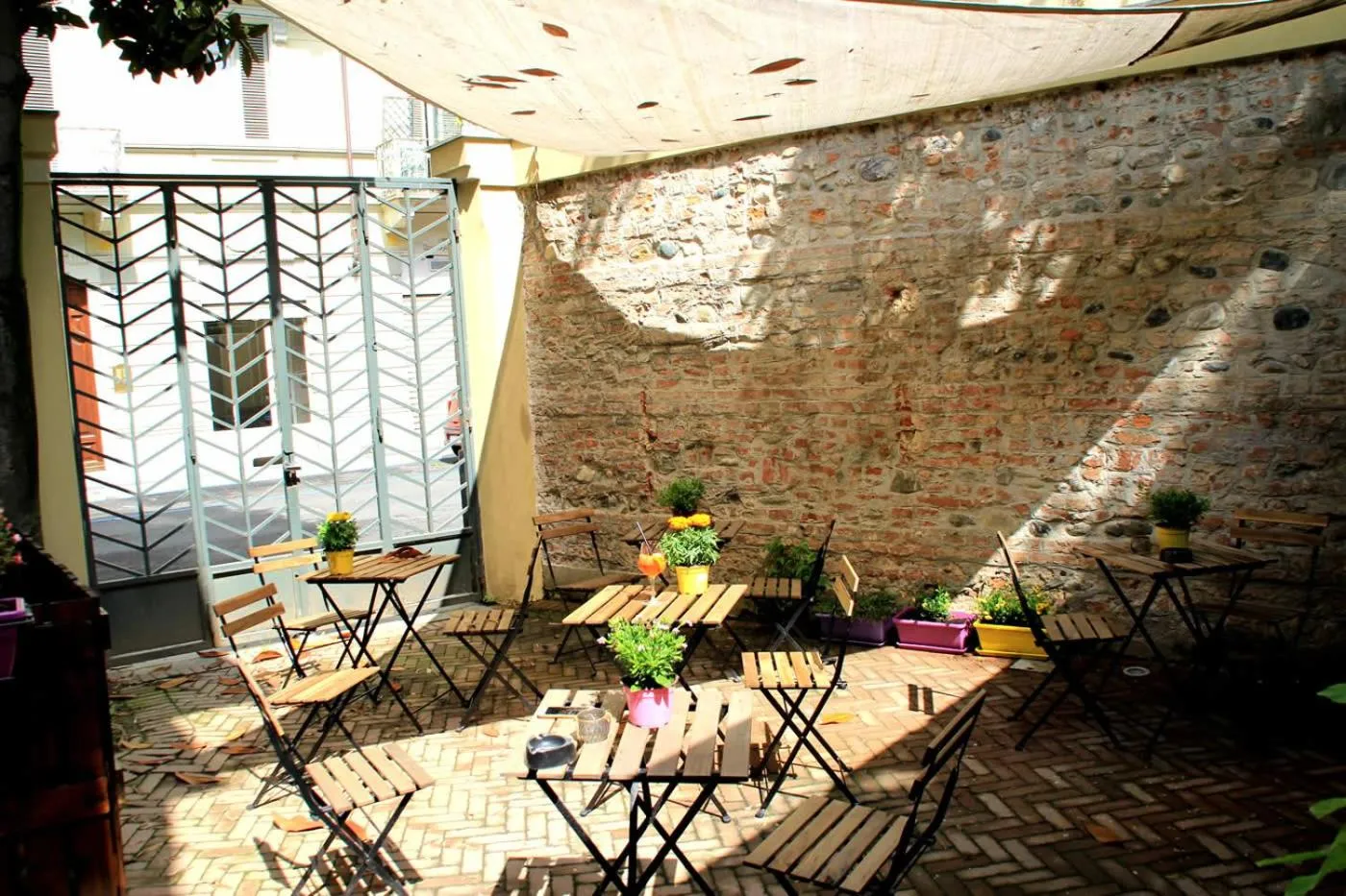 Food and drinks in Gabriele 83