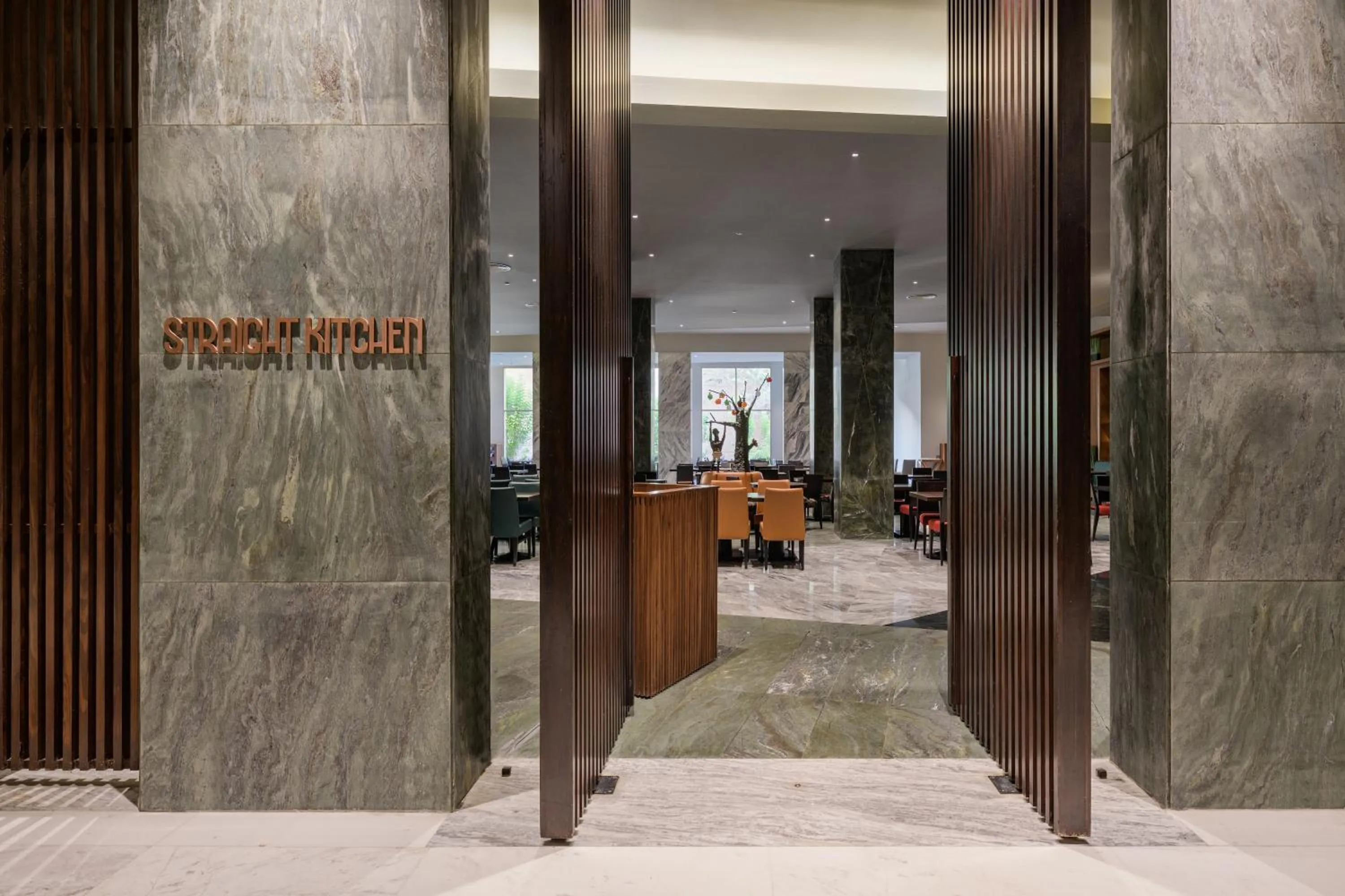 Restaurant/places to eat in Dusit Thani LakeView Cairo