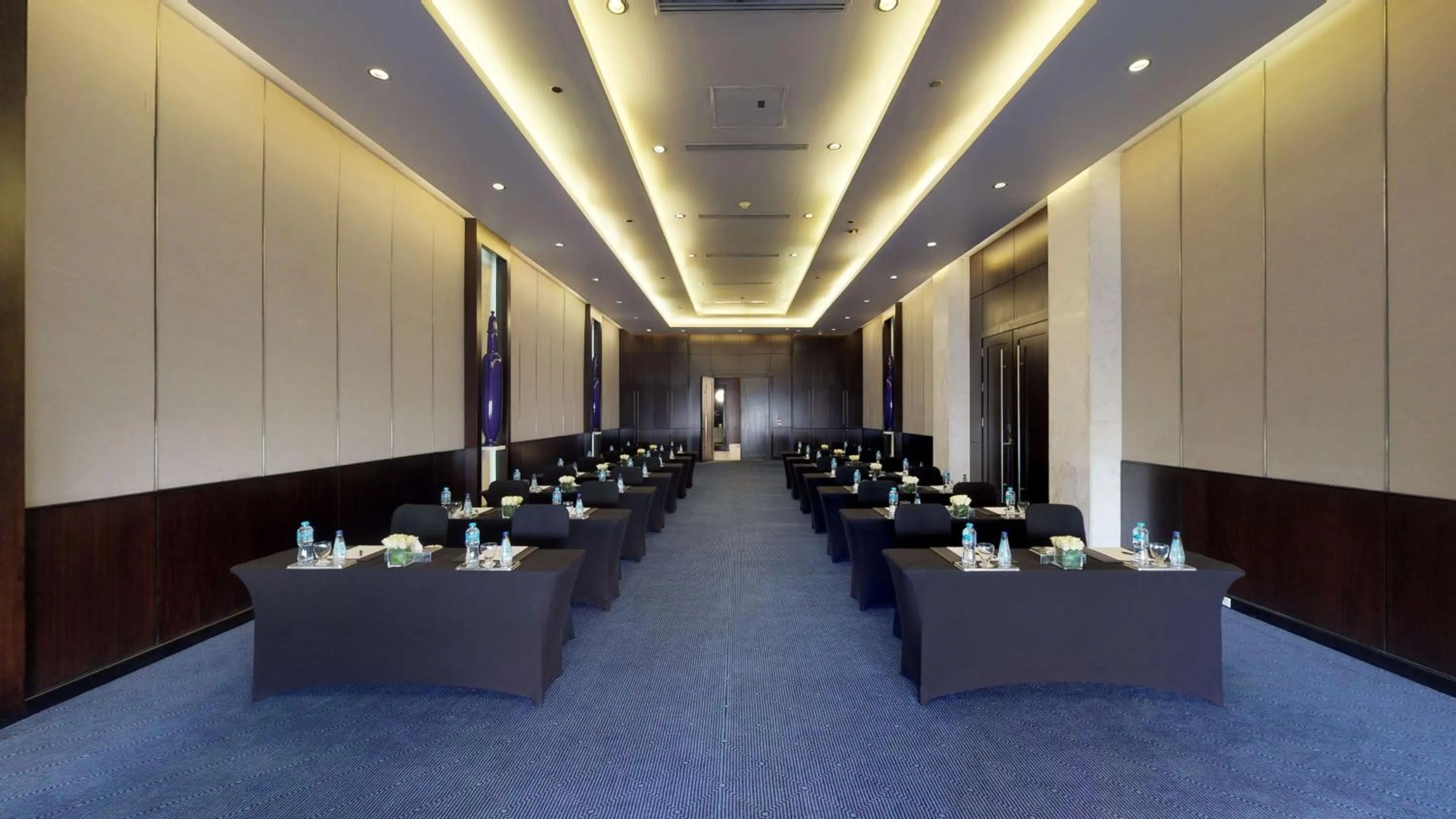 Meeting/conference room in Dusit Thani LakeView Cairo
