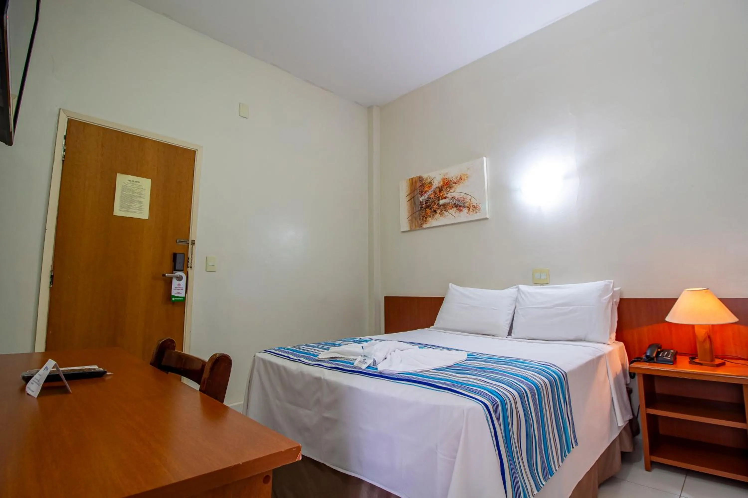 Bed in Hotel Dan Inn Barretos by Nacional Inn