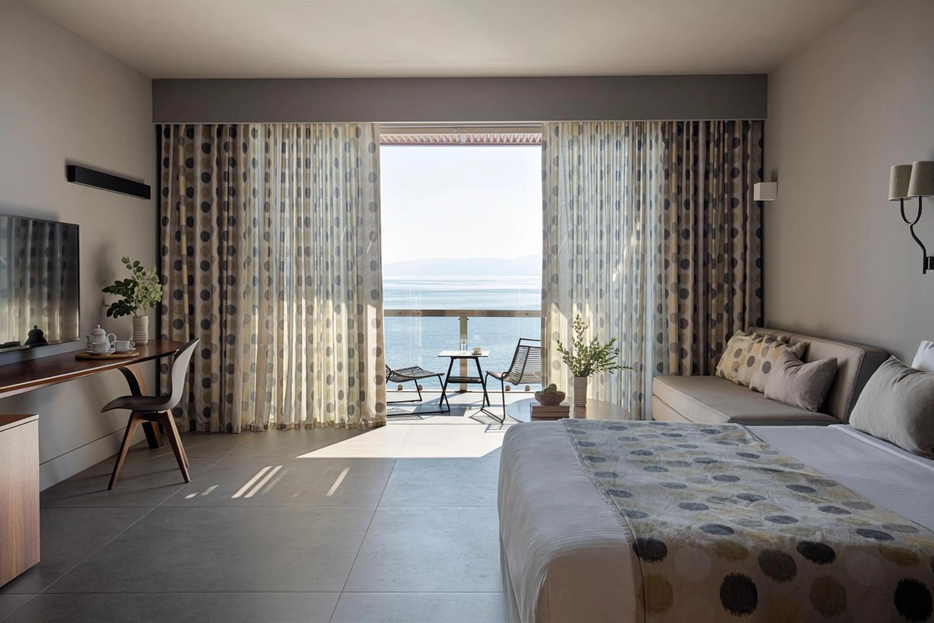 Bedroom, Bed in Aquila Elounda Village Resort, Suites & Spa