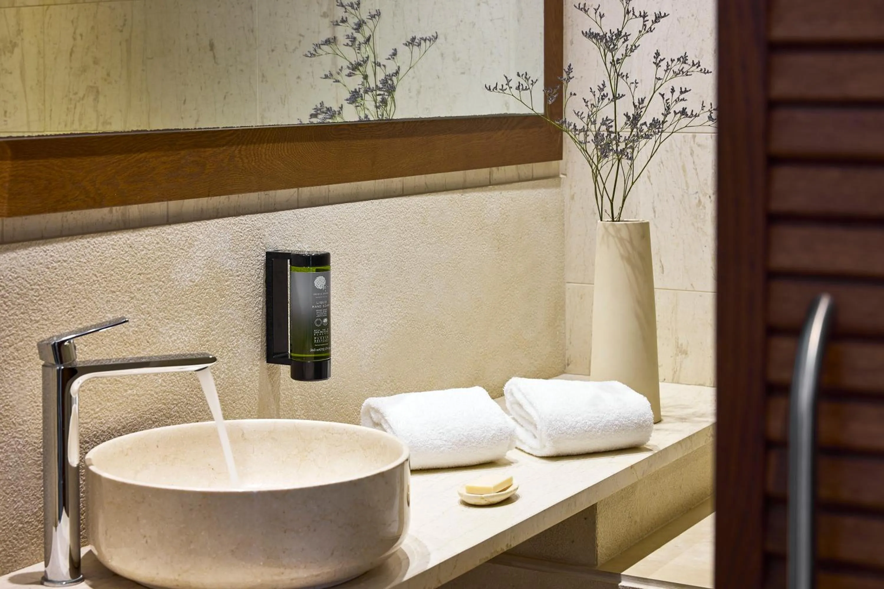 Bathroom in Aquila Elounda Village Resort, Suites & Spa