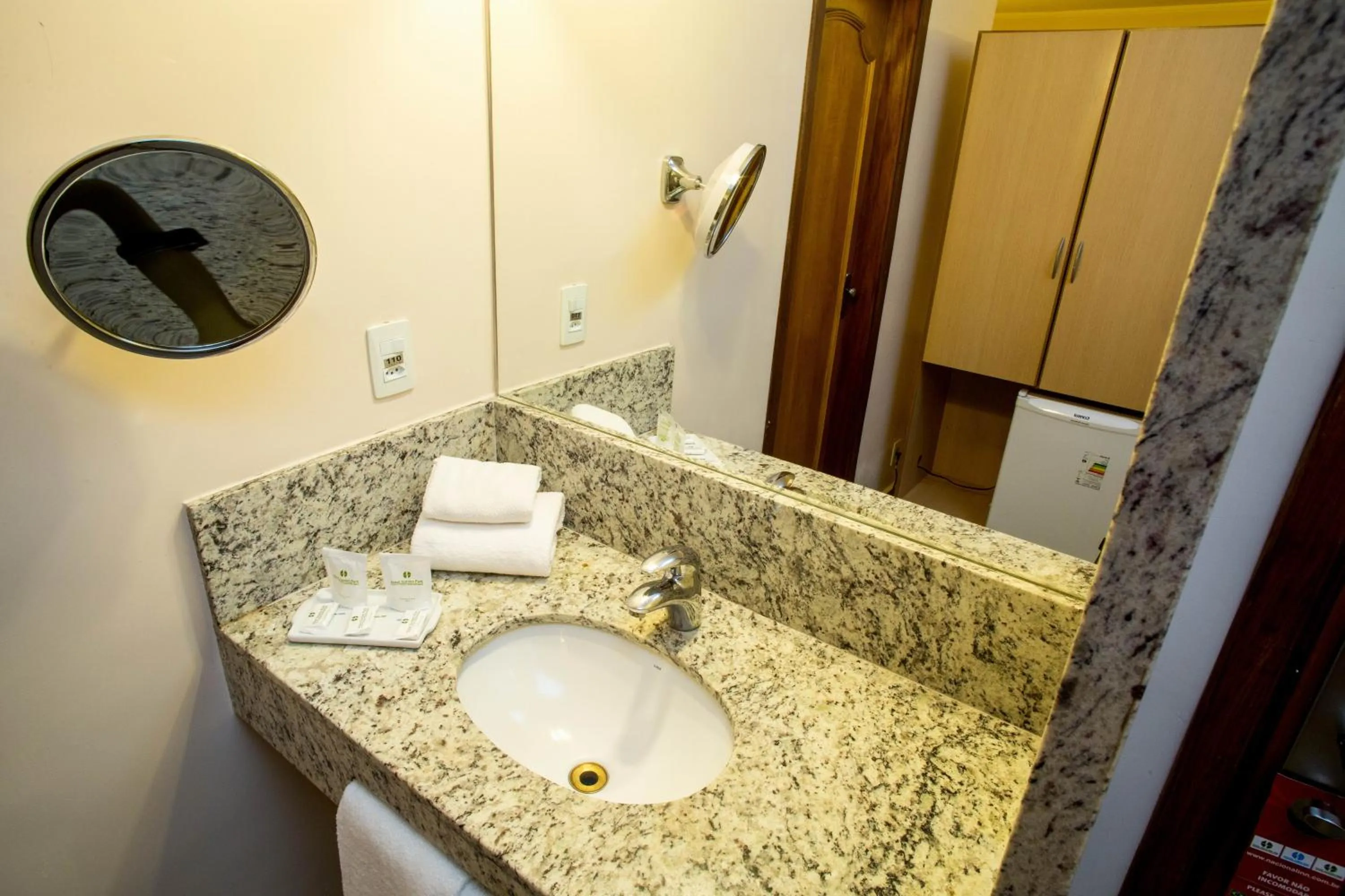 Bathroom in Hotel Golden Park Campinas Viracopos By Nacional Inn