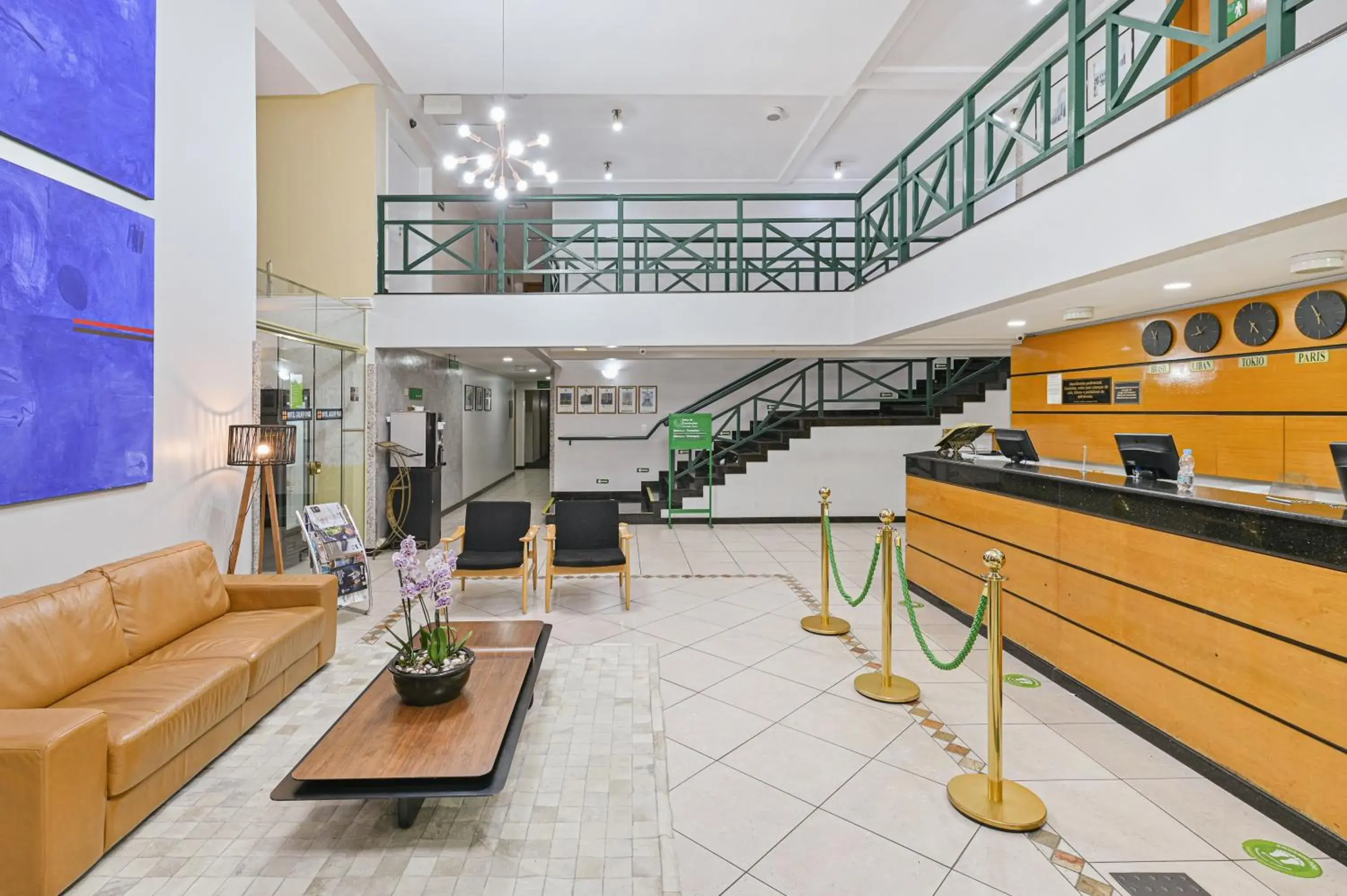 Lobby or reception in Hotel Golden Park Campinas Viracopos By Nacional Inn Lobby or reception in Hotel Golden Park Campinas Viracopos By Nacional Inn