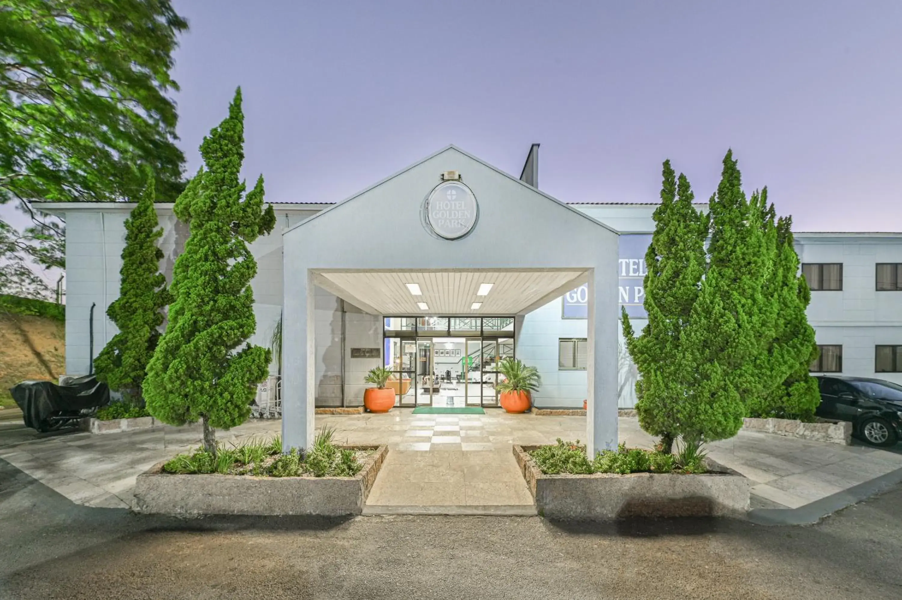 Facade/entrance in Hotel Golden Park Campinas Viracopos By Nacional Inn Facade/entrance in Hotel Golden Park Campinas Viracopos By Nacional Inn