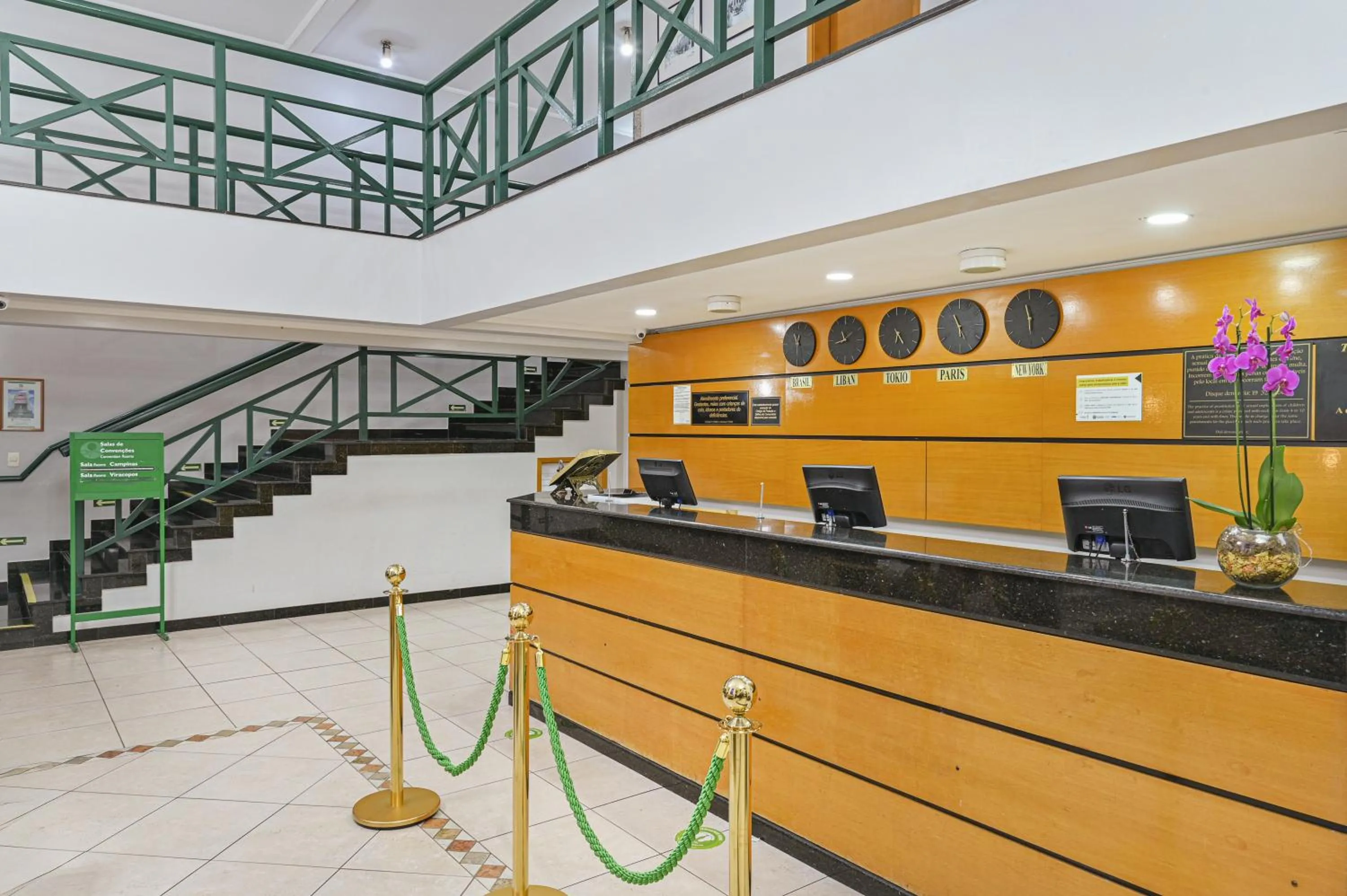 Lobby or reception in Hotel Golden Park Campinas Viracopos By Nacional Inn
