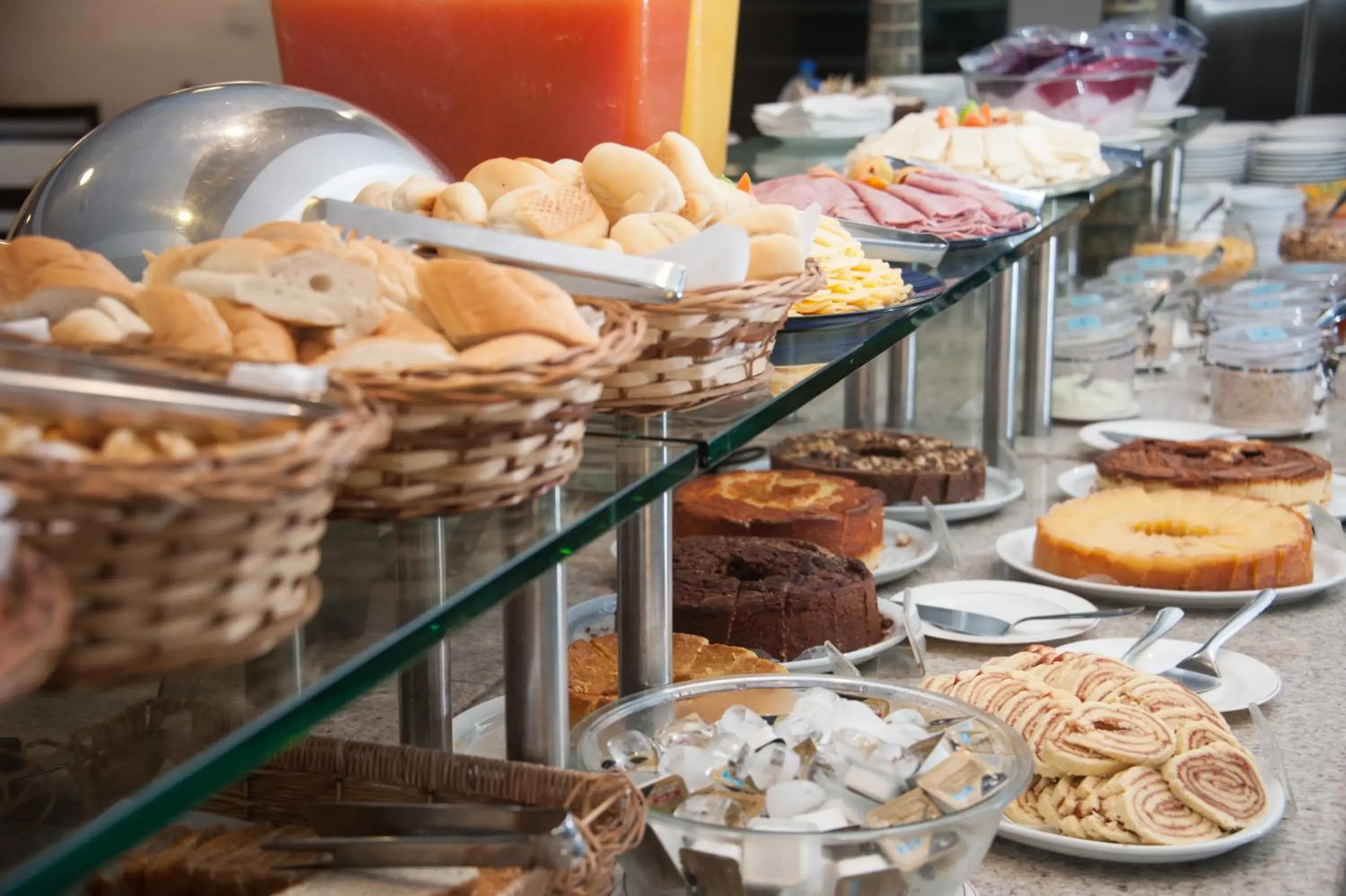 Breakfast in Hotel Dan Inn Mar Piedade - Grande Recife By Nacional Inn Breakfast in Hotel Dan Inn Mar Piedade - Grande Recife By Nacional Inn