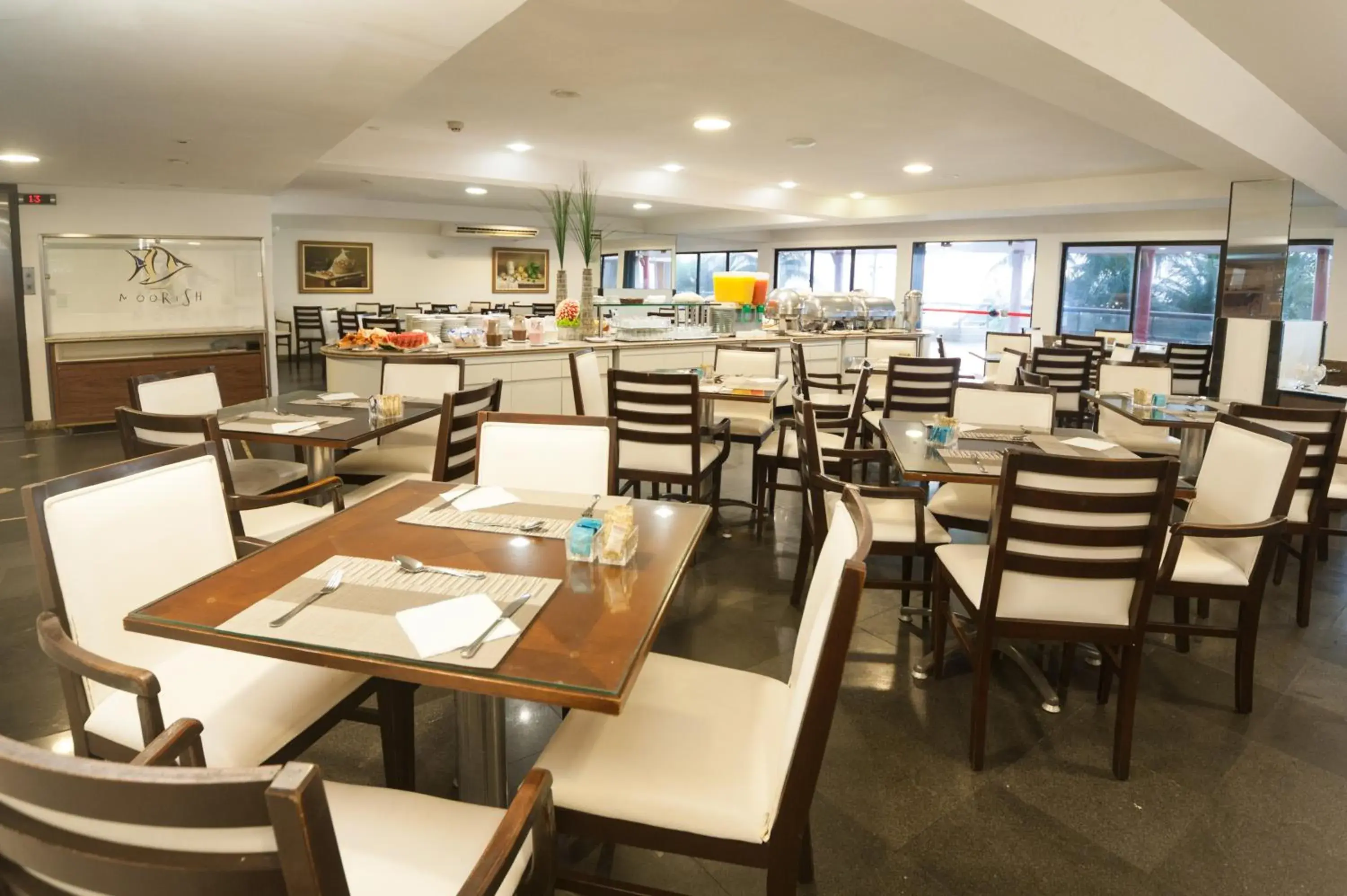 Restaurant/places to eat in Hotel Dan Inn Mar Piedade - Grande Recife By Nacional Inn Restaurant/places to eat in Hotel Dan Inn Mar Piedade - Grande Recife By Nacional Inn