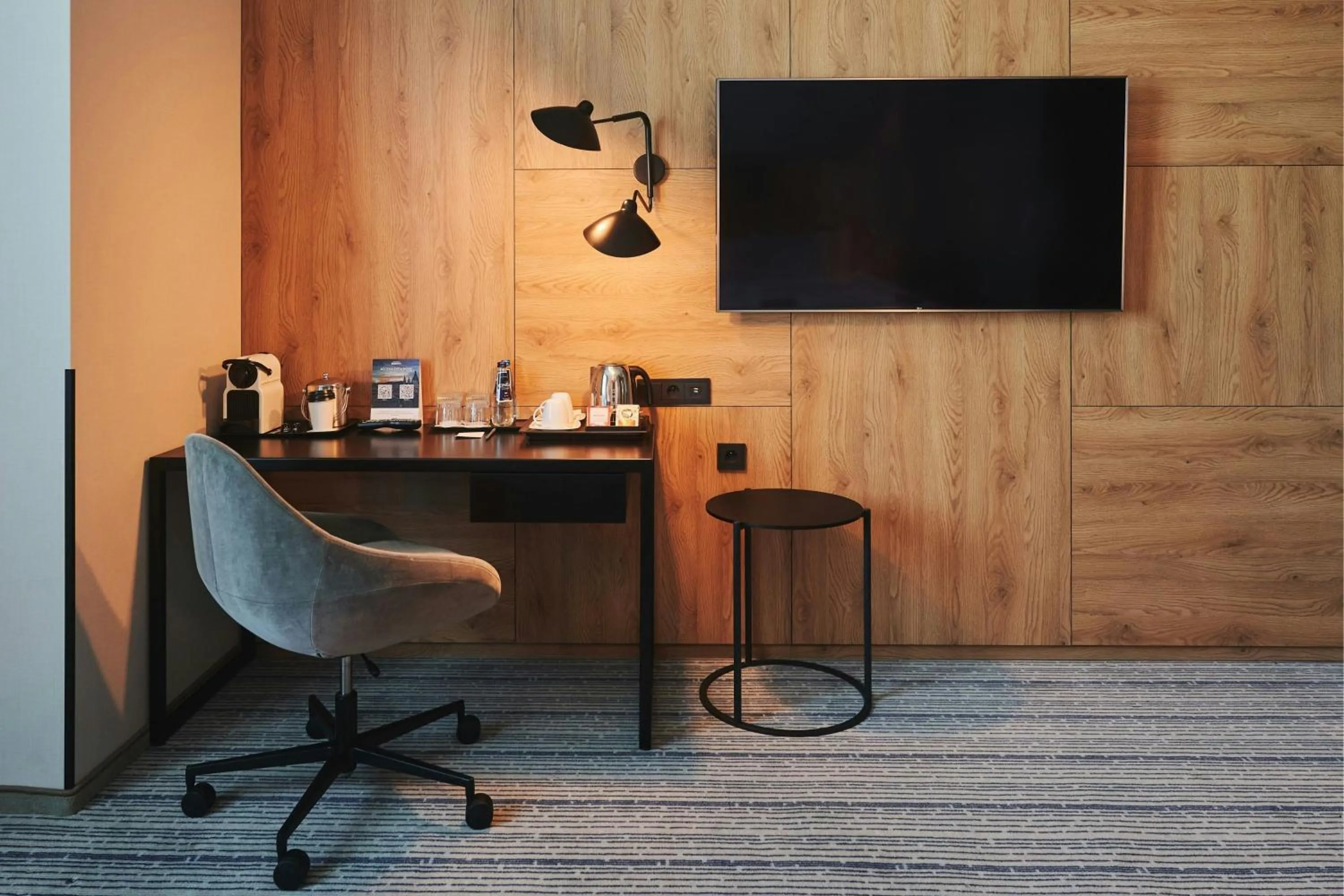 Photo of the whole room in Courtyard by Marriott Warsaw Airport