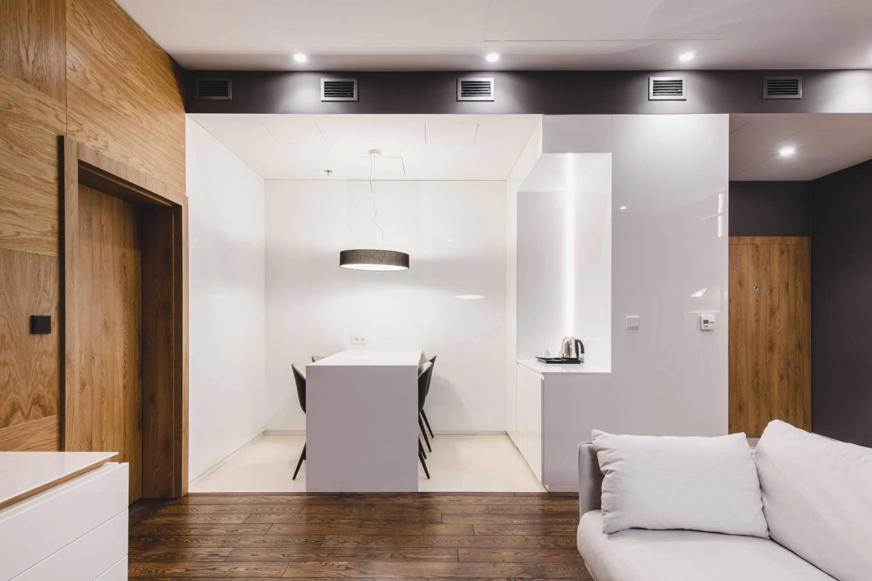 Bedroom in Courtyard by Marriott Warsaw Airport