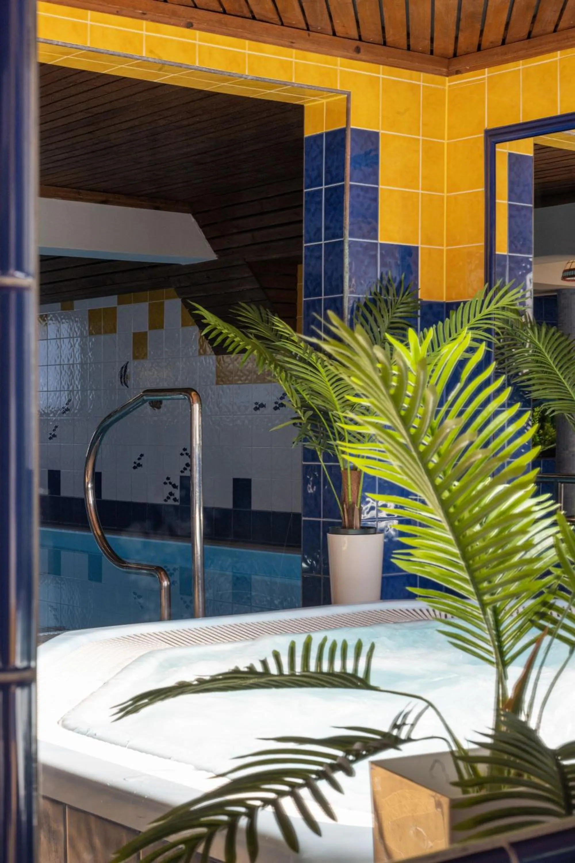 Hot Tub in Czarny Potok Wellness & Spa Zakopane Centrum