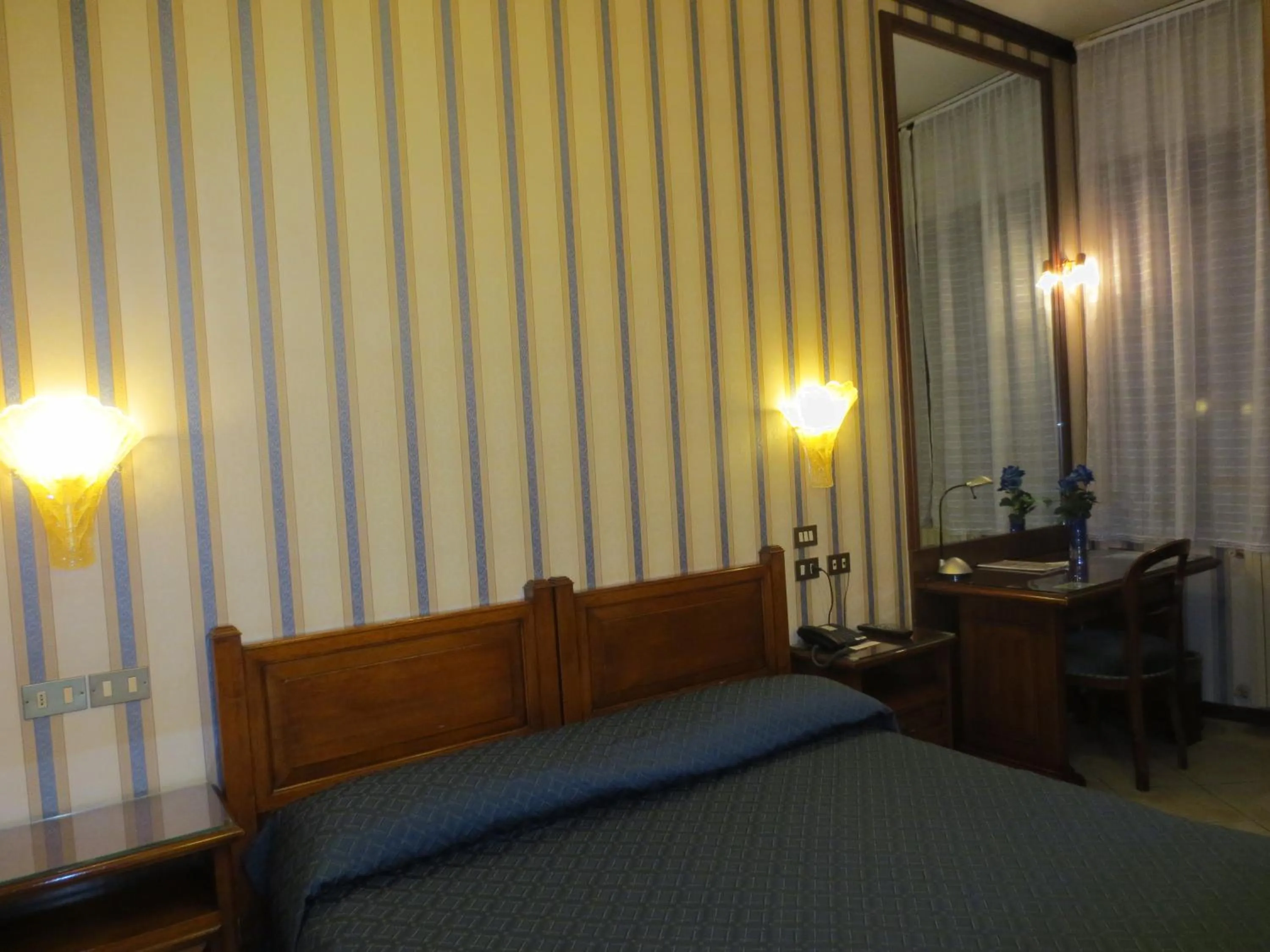 Bedroom, Bed in Hotel Italia City Center