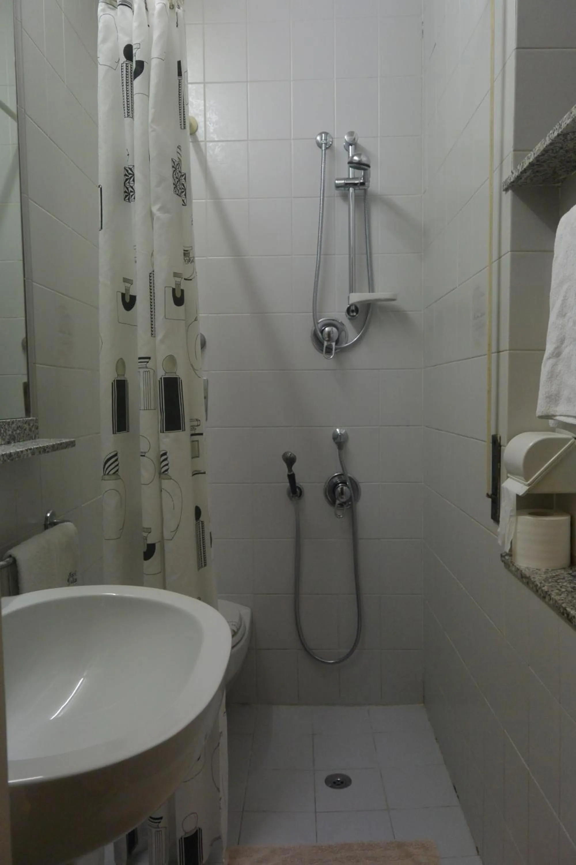 Bathroom in Hotel Italia City Center