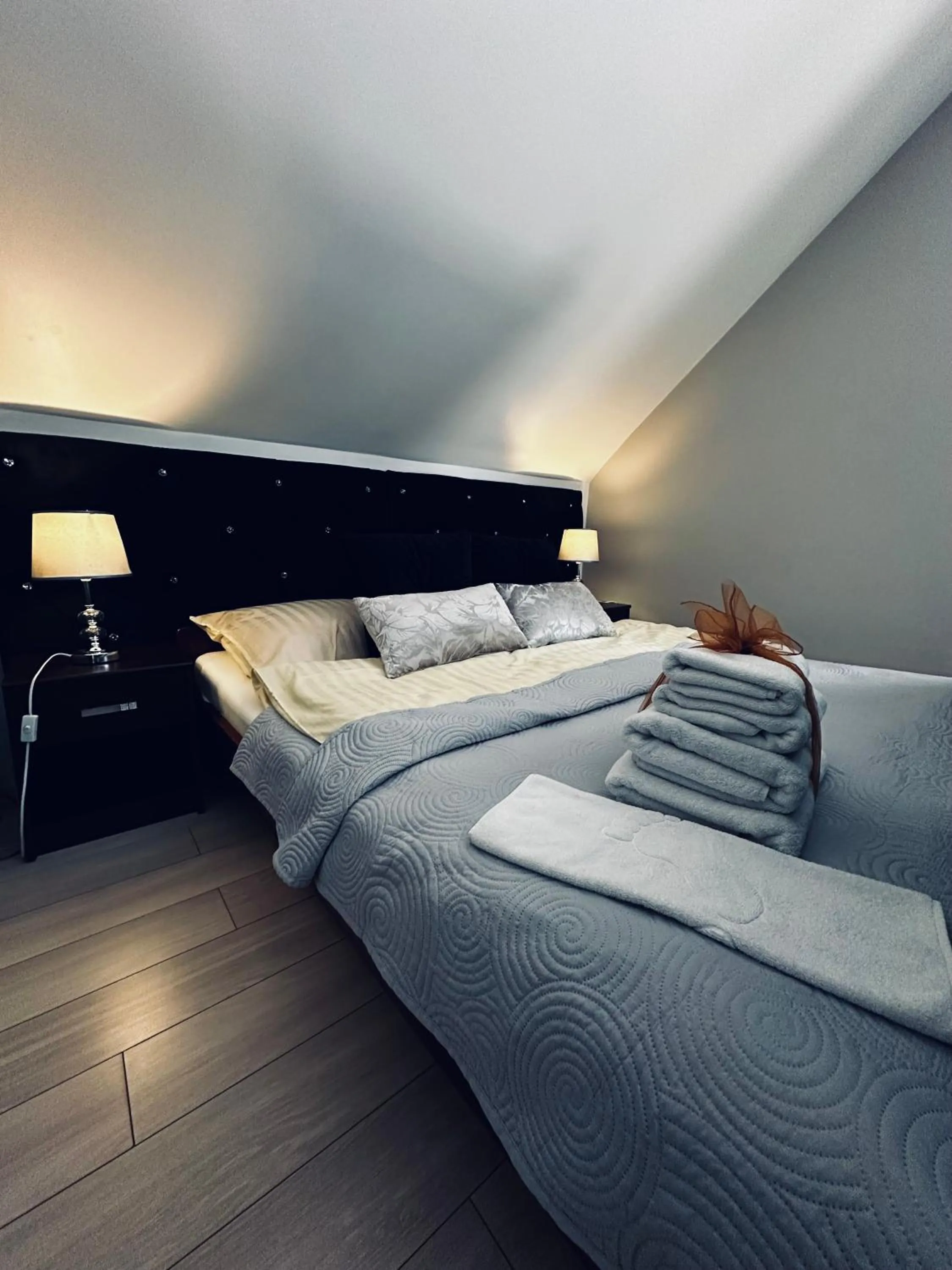 Bed in Willa Amaretto