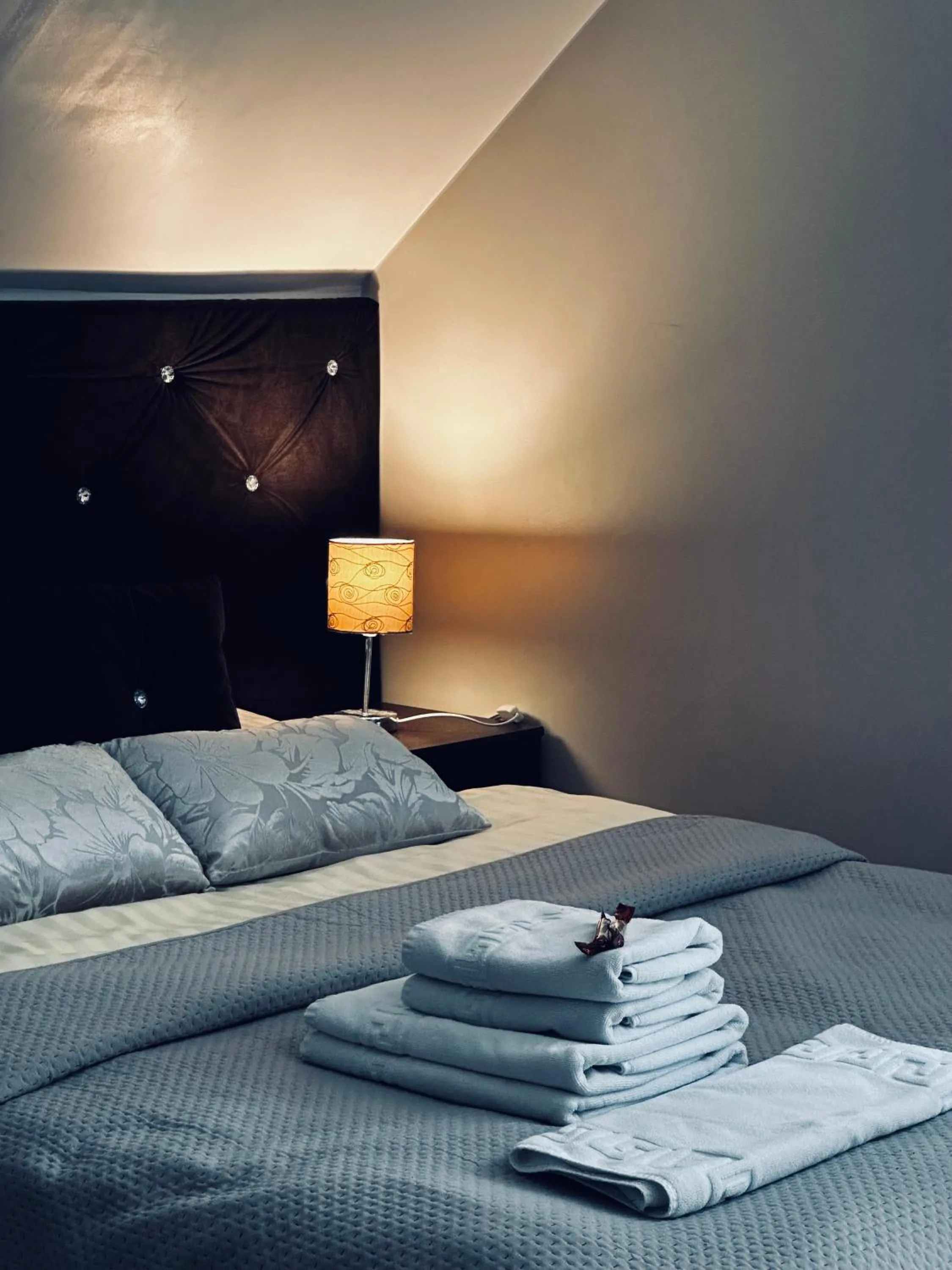 Bed in Willa Amaretto