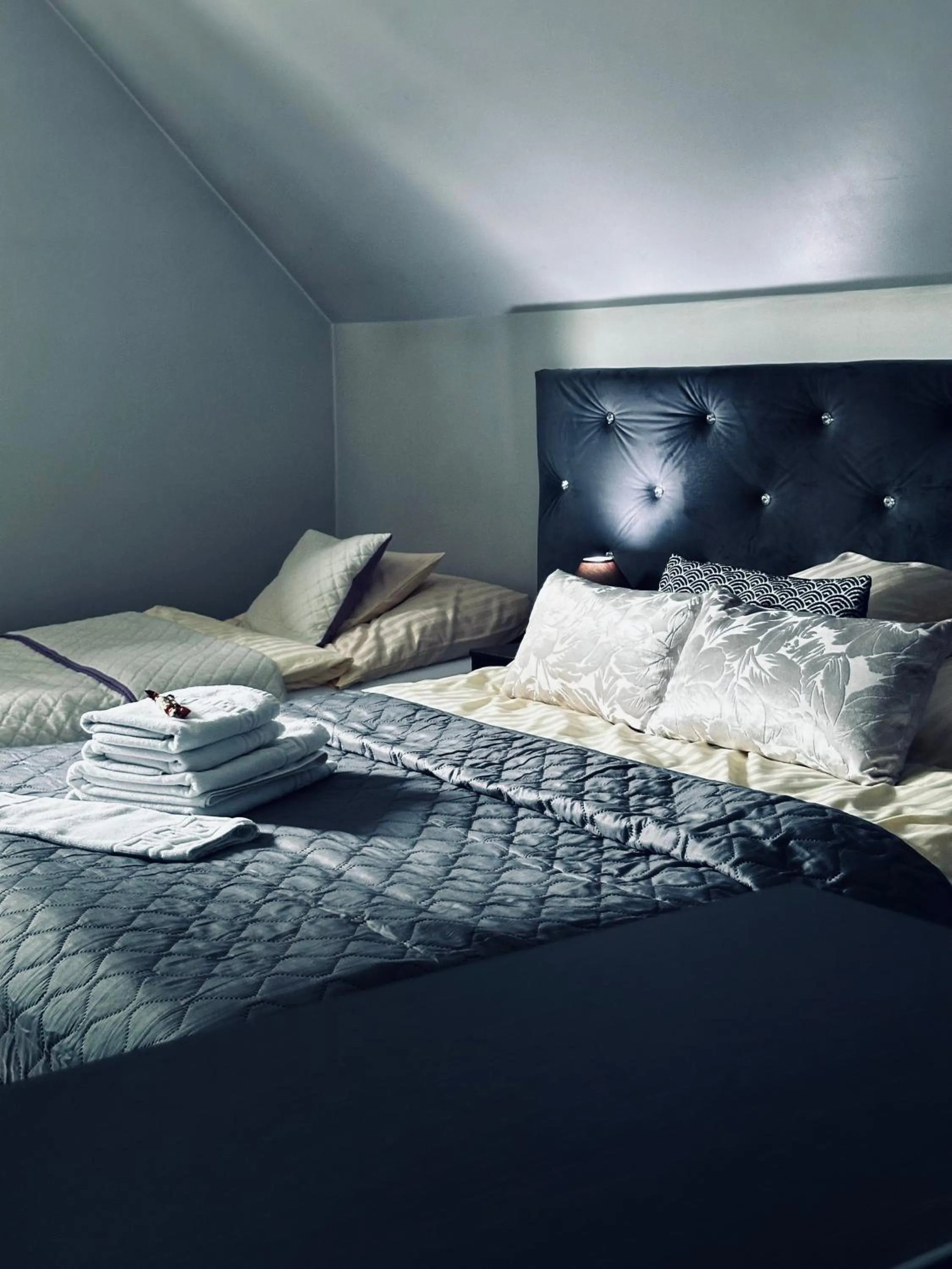 Bed in Willa Amaretto