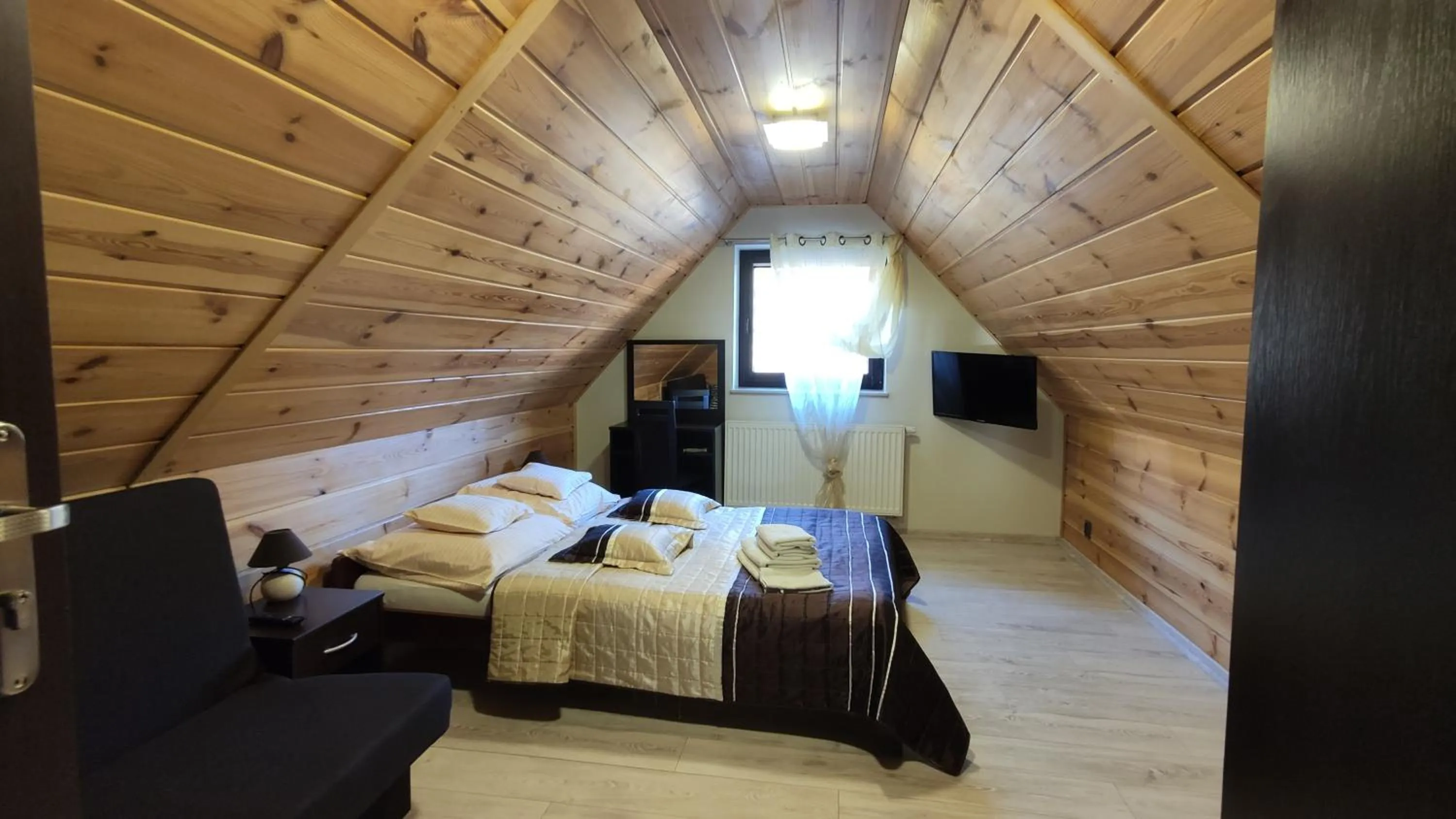 Bed in Willa Amaretto