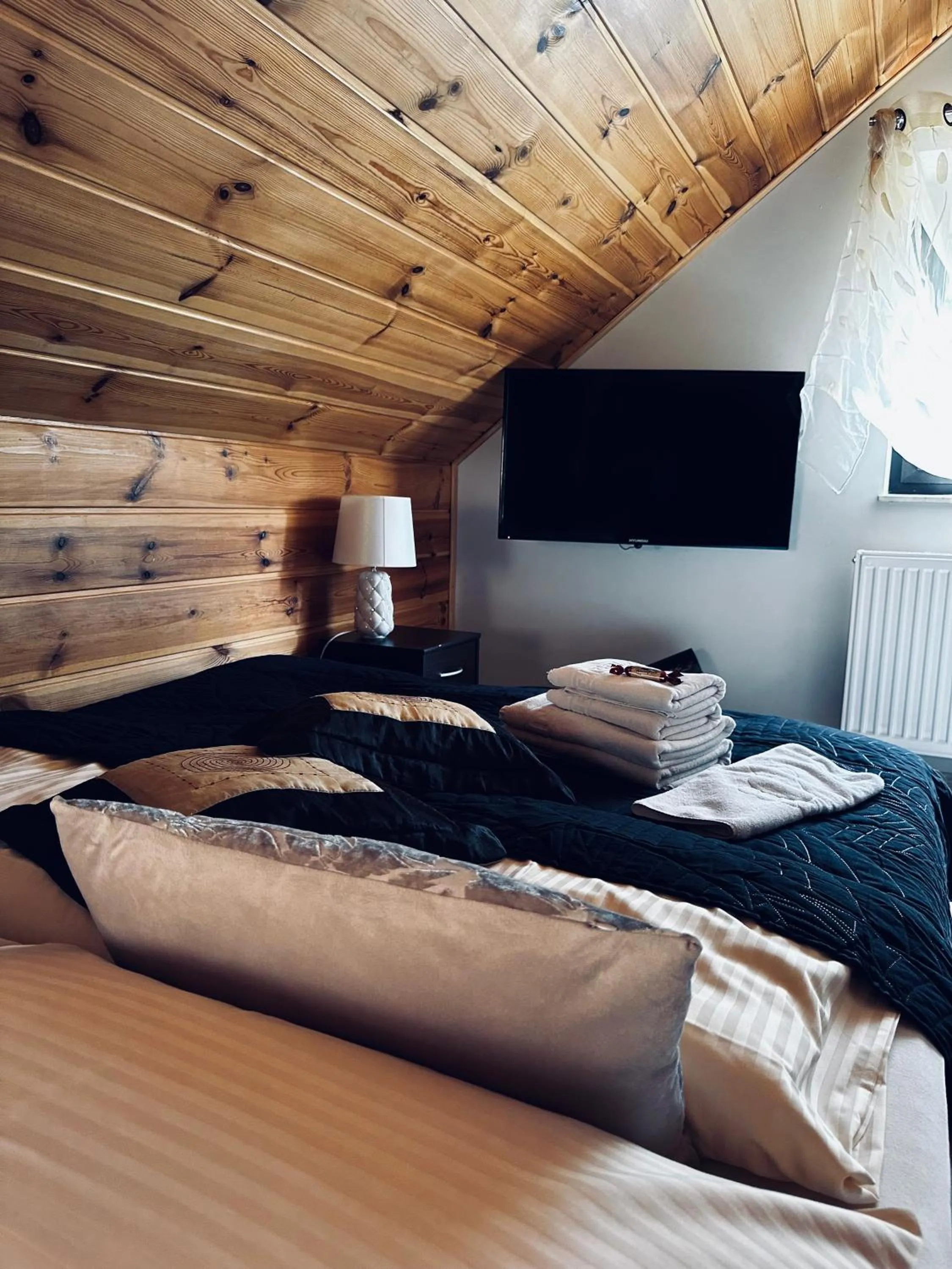 Bed in Willa Amaretto