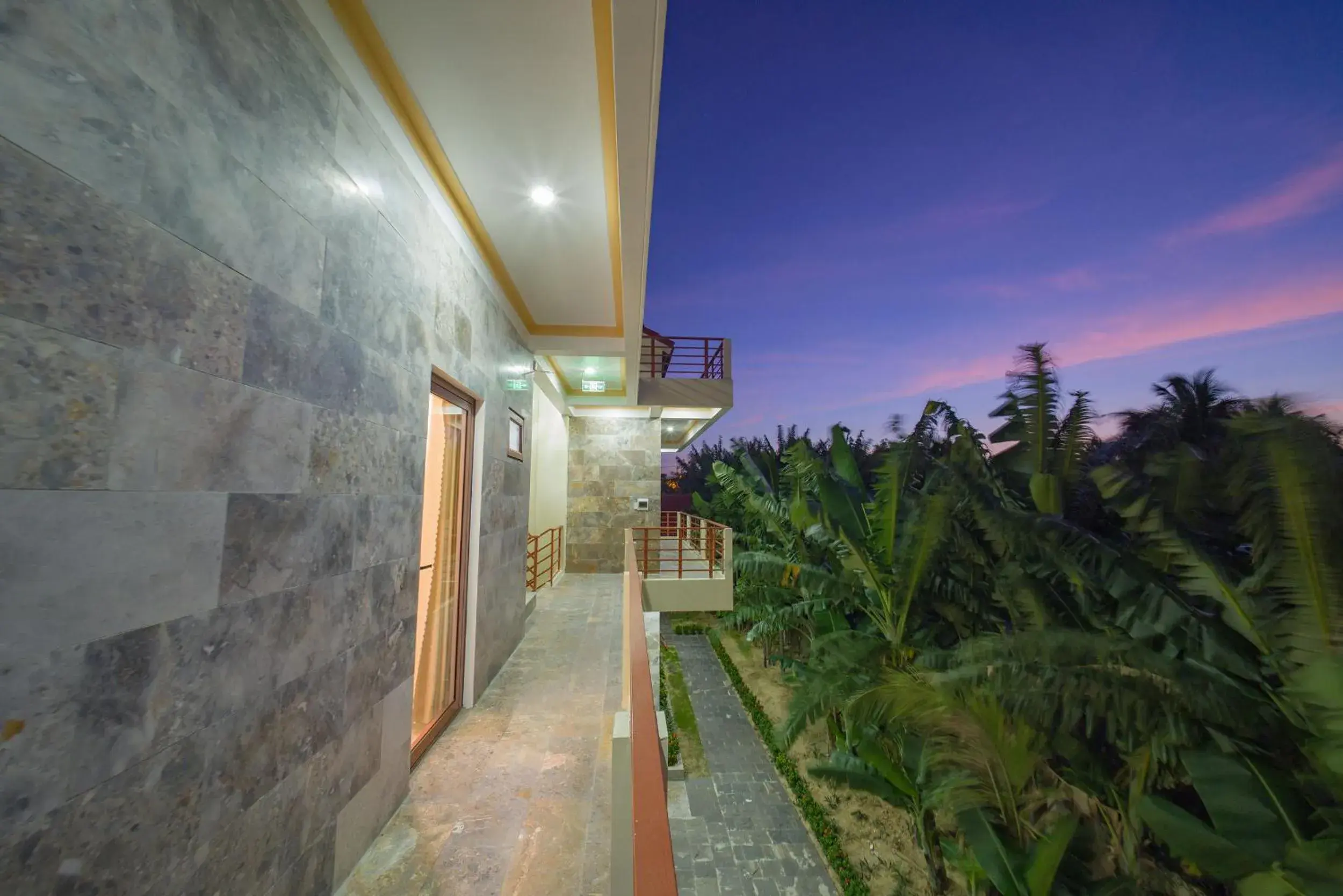 Twin Room with Balcony in Herbal Tea Homestay Twin Room with Balcony in Herbal Tea Homestay