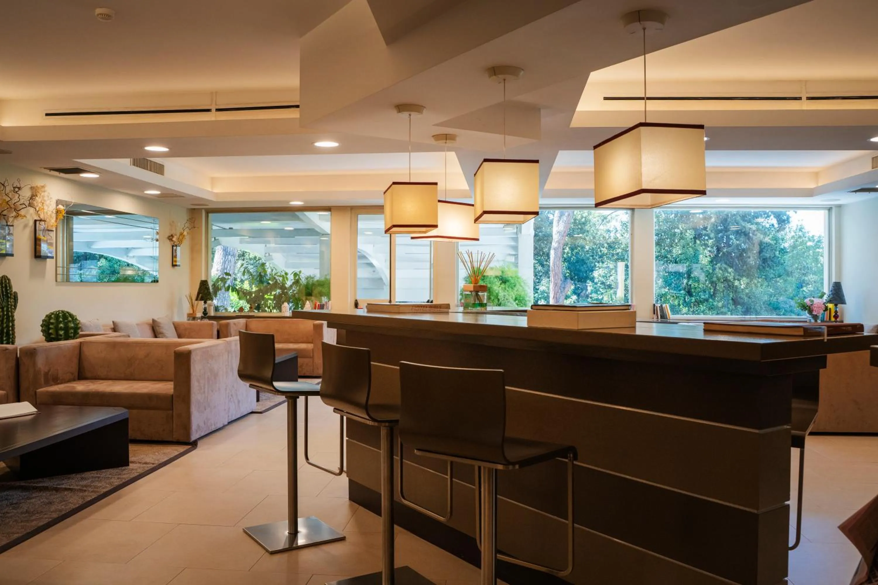 Communal lounge/ TV room in Hotel Villa Maria Regina