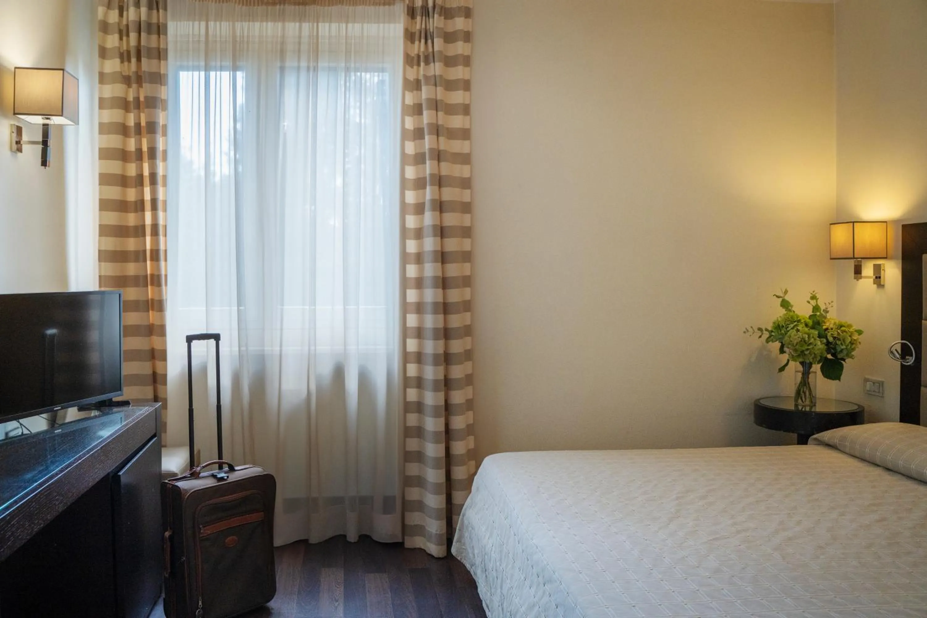 Property building, Bed in Hotel Villa Maria Regina