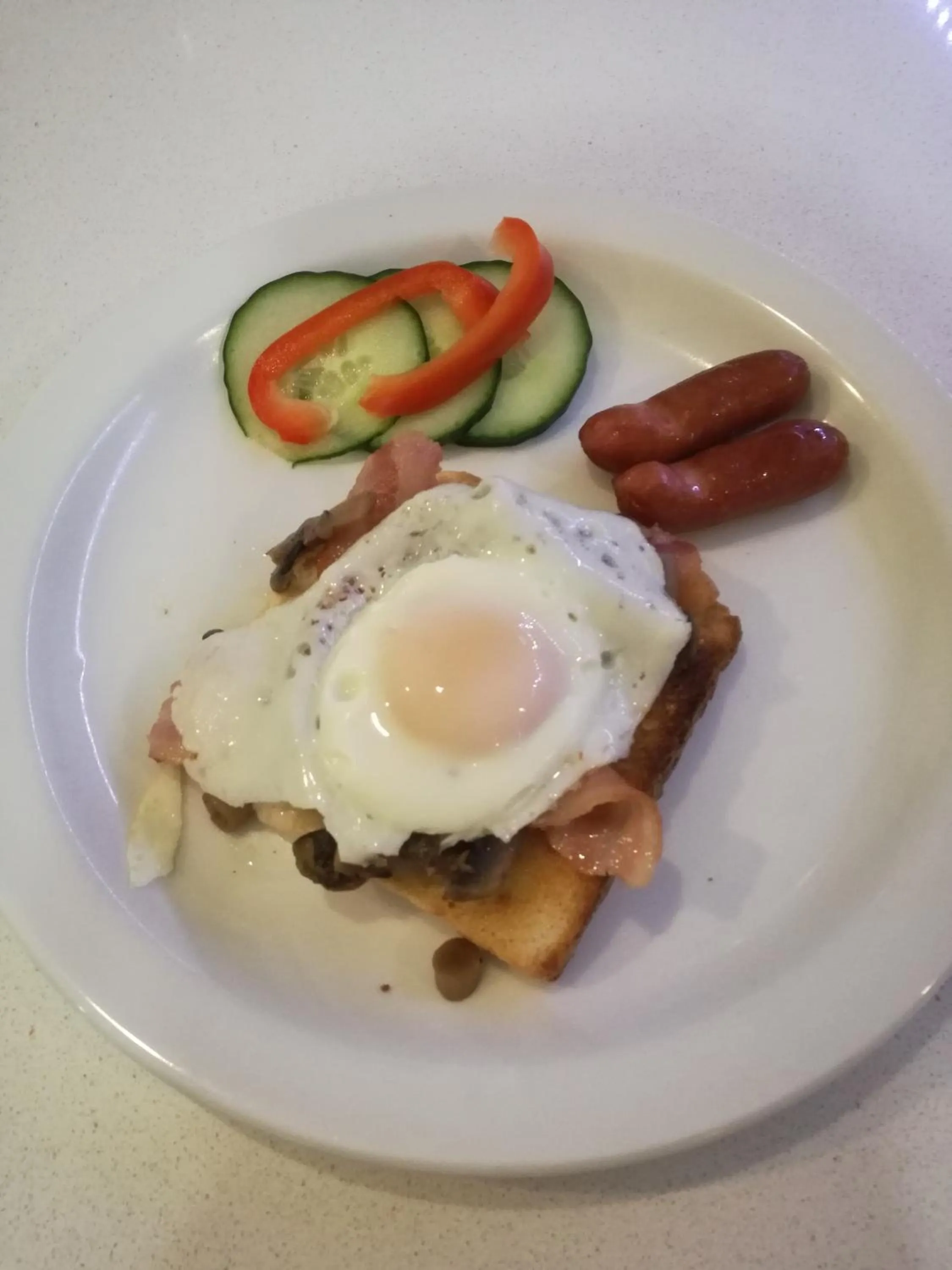 Breakfast in Bayswater Lodge