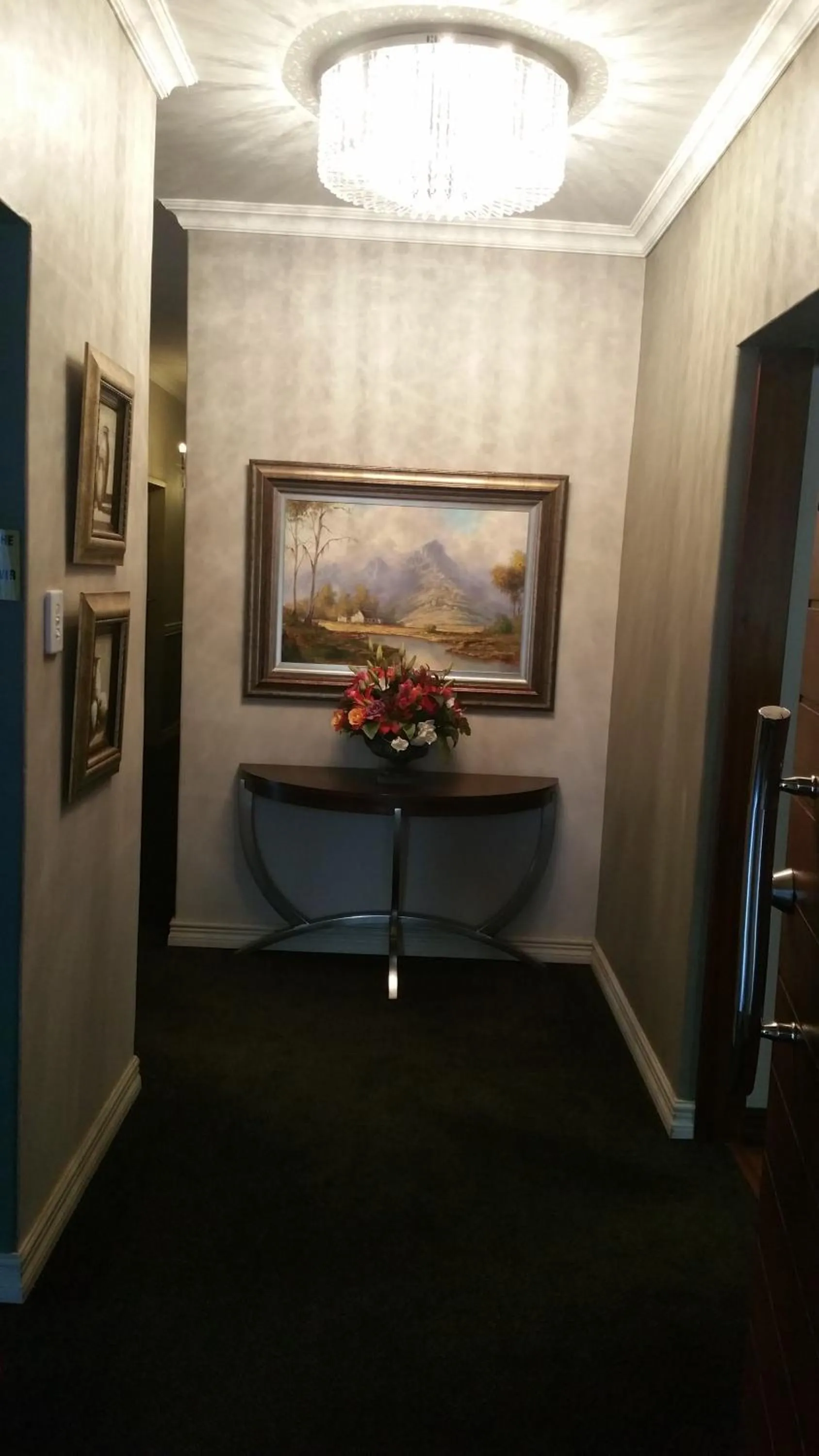 Facade/entrance in Bayswater Lodge